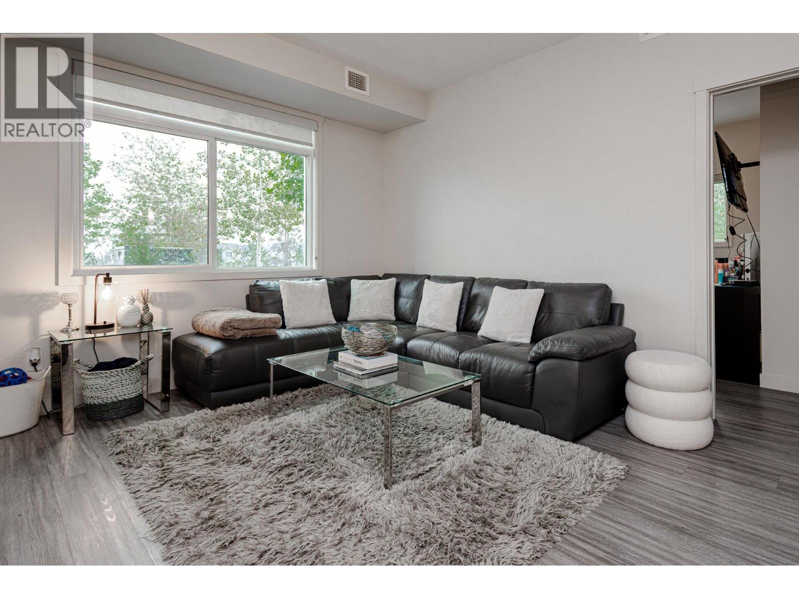 2250 Majoros Road Unit# 101