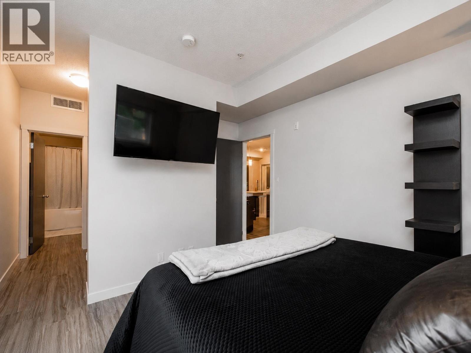 2250 Majoros Road Unit# 101
