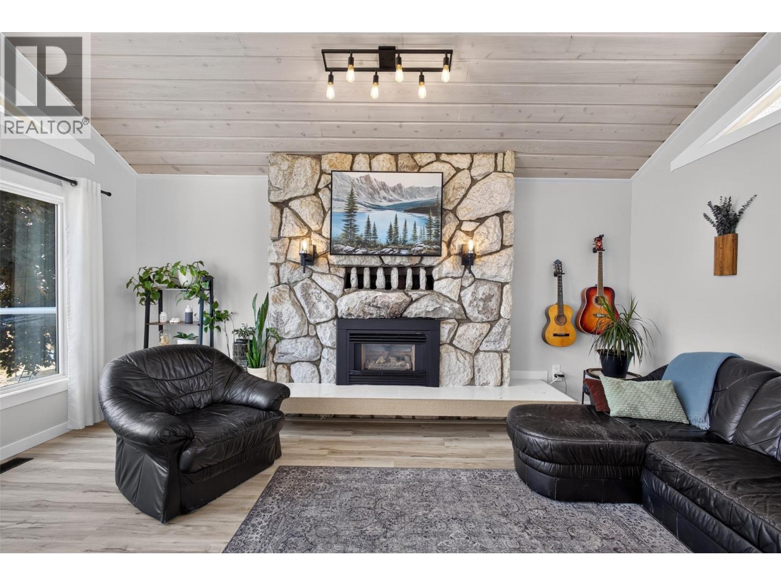 3491 Fenton Road