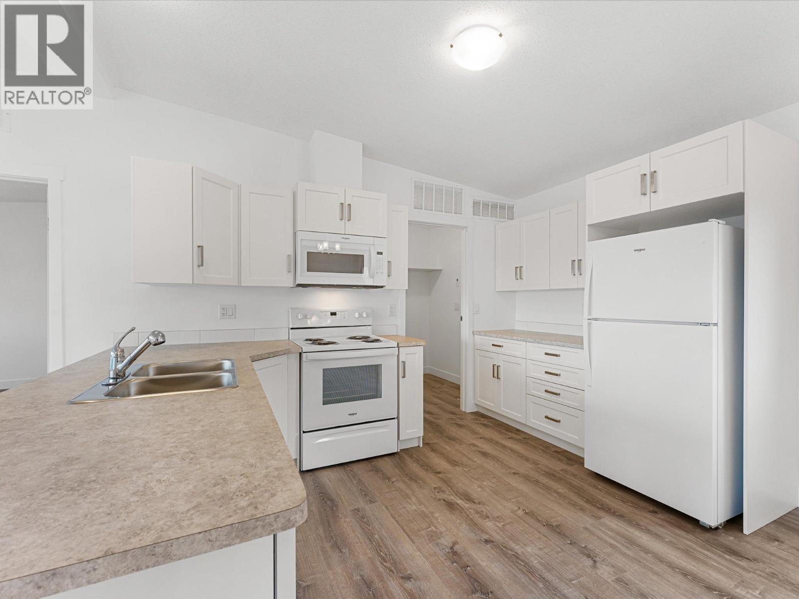 1750 Lenz Road Unit# 102 Lot# 102