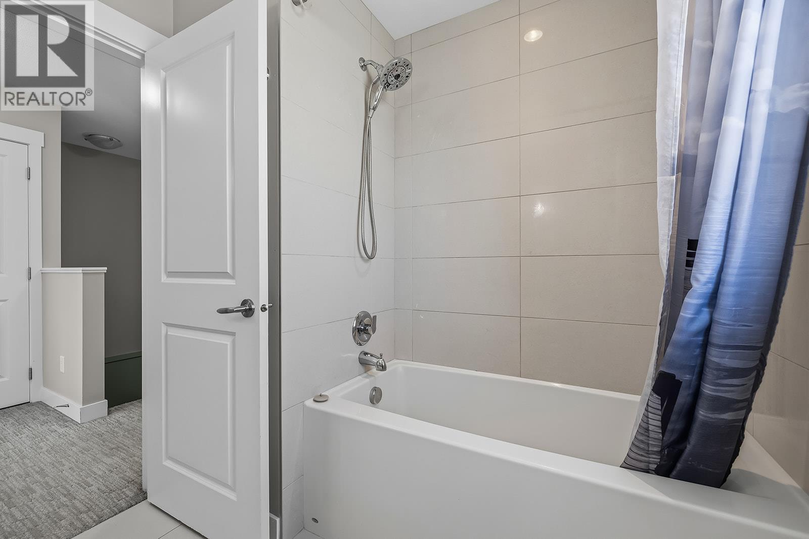 2490 Tuscany Drive Unit# 21