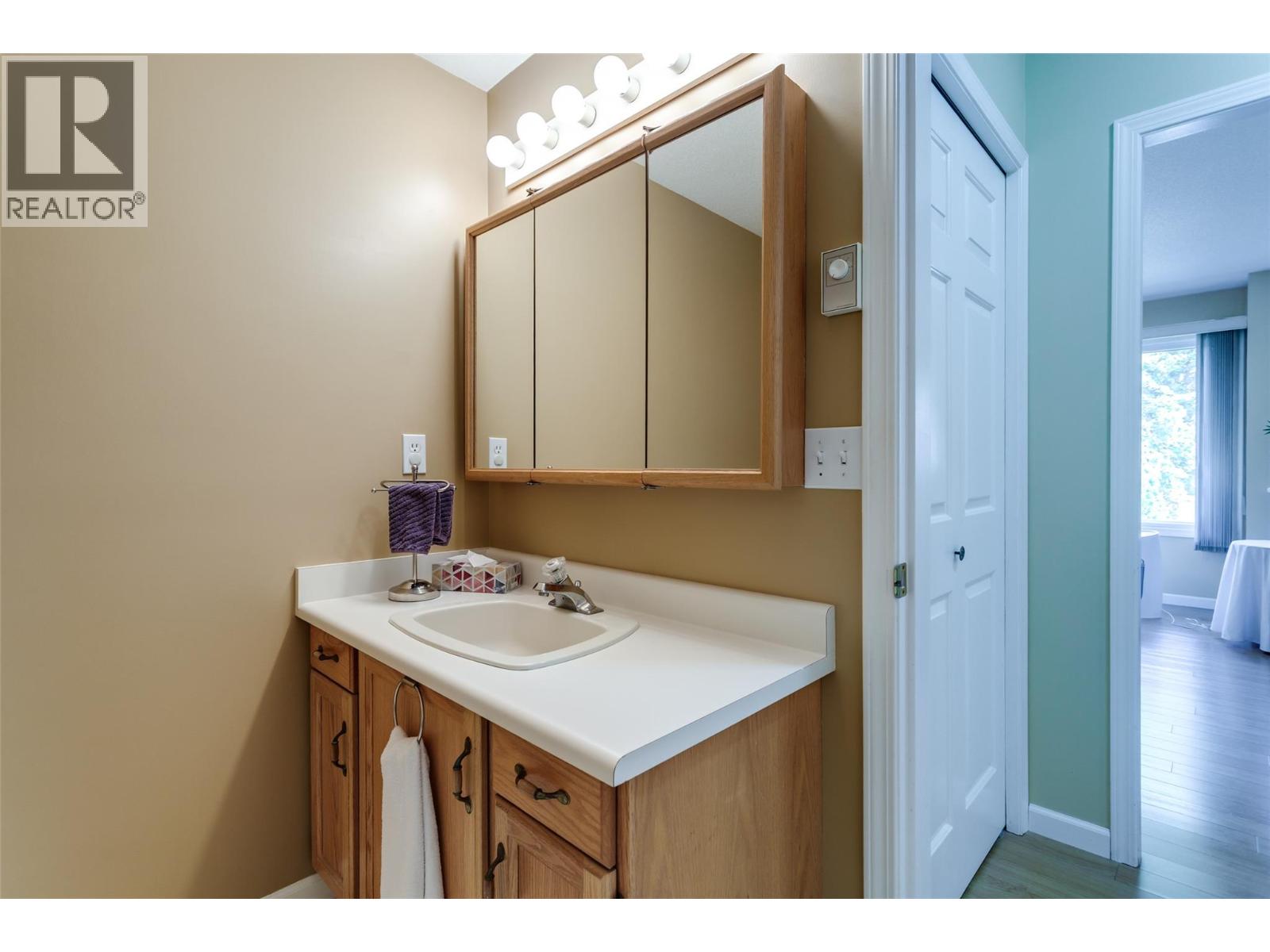 945 Lawrence Avenue Unit# 107