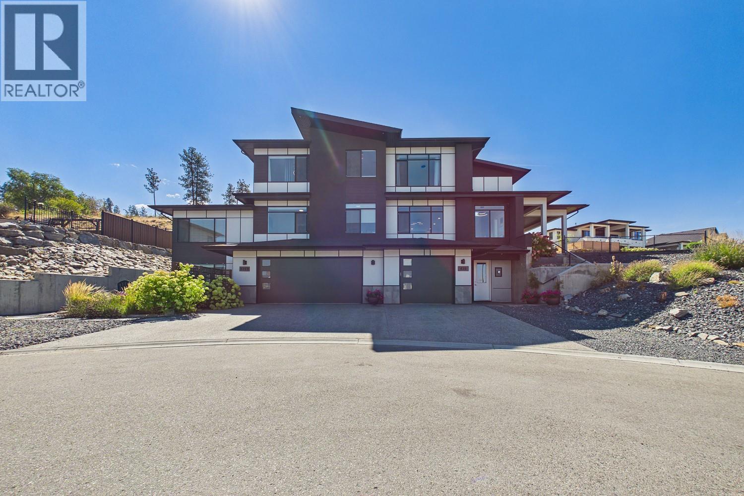 439 Redtail Court