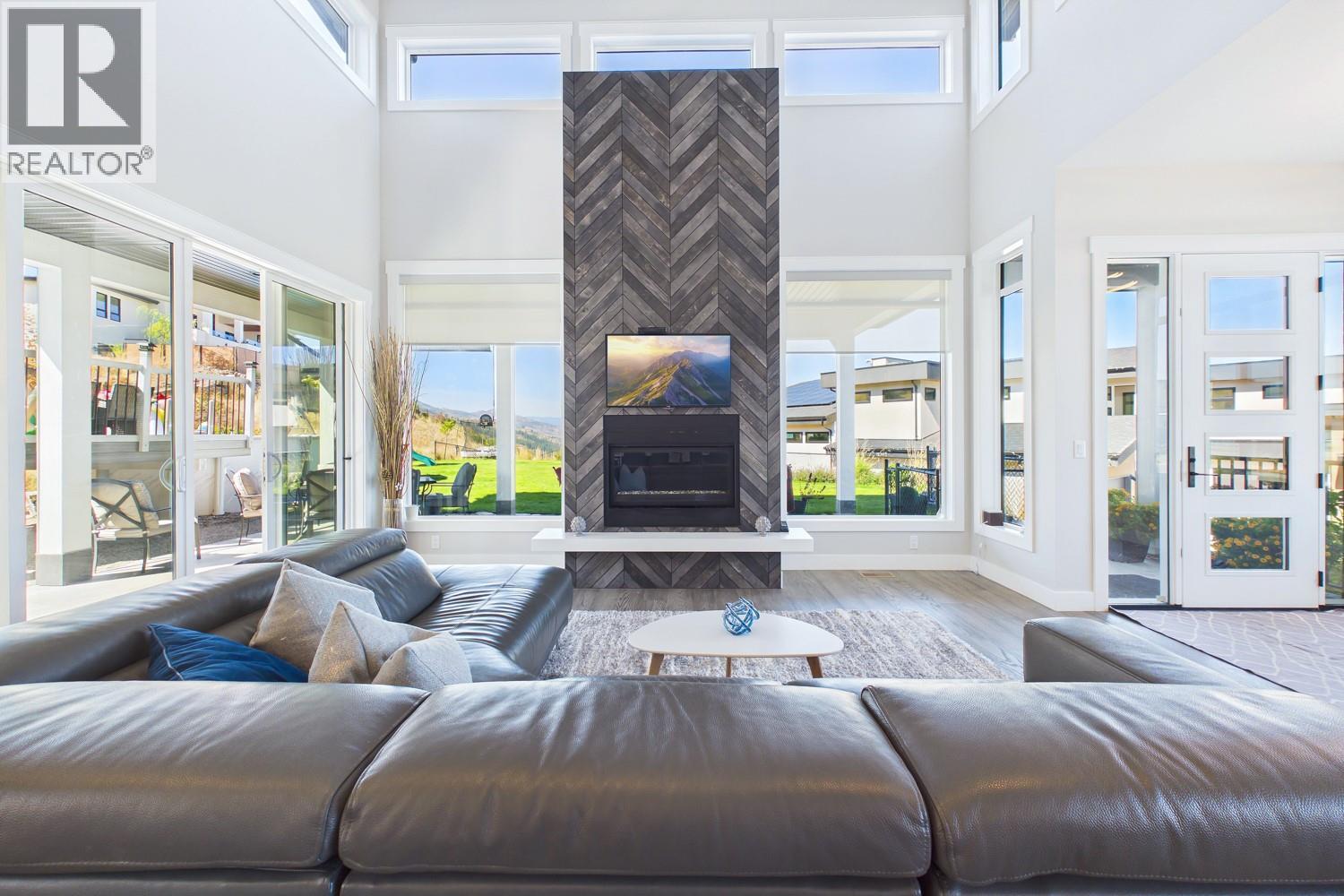 439 Redtail Court