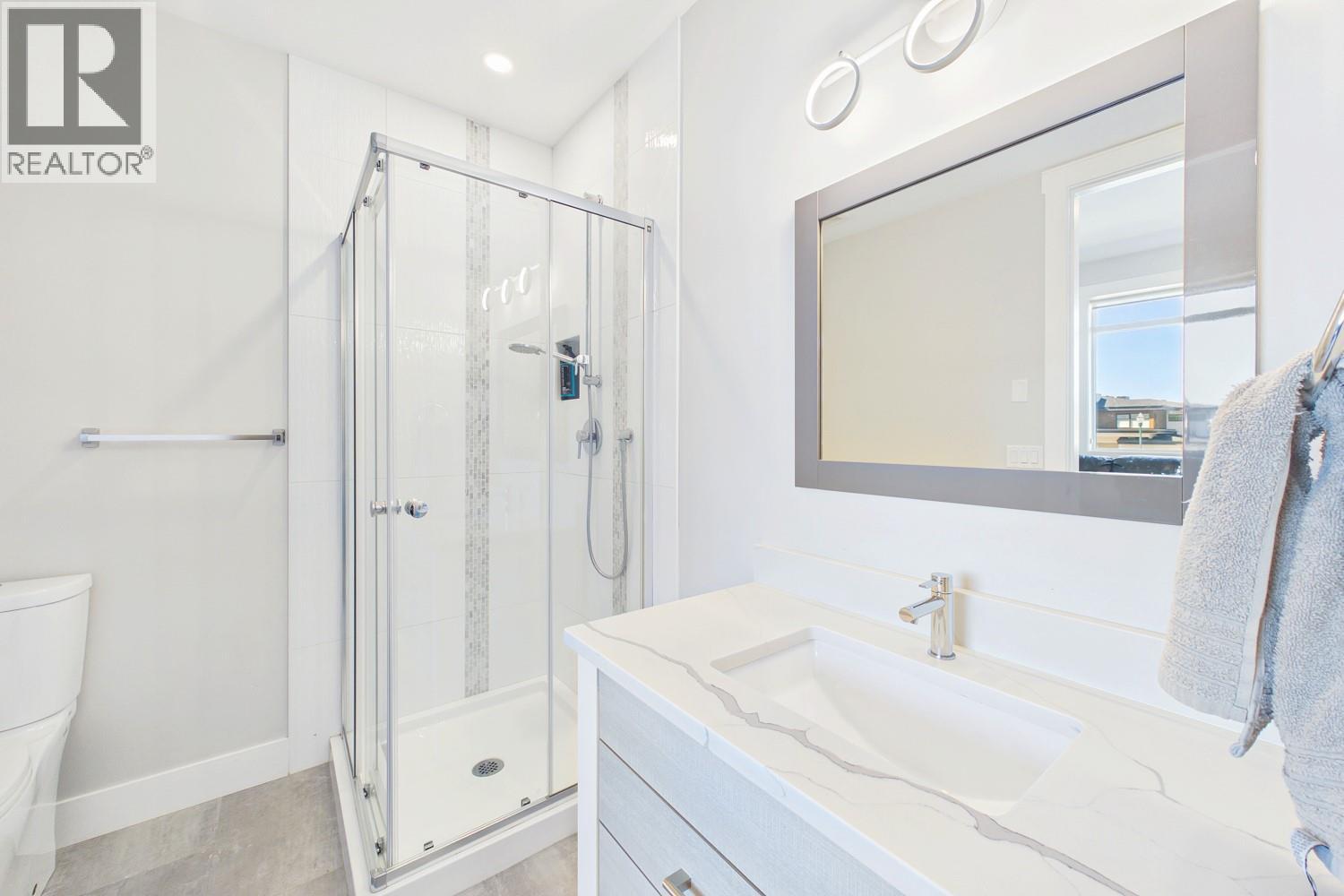 439 Redtail Court