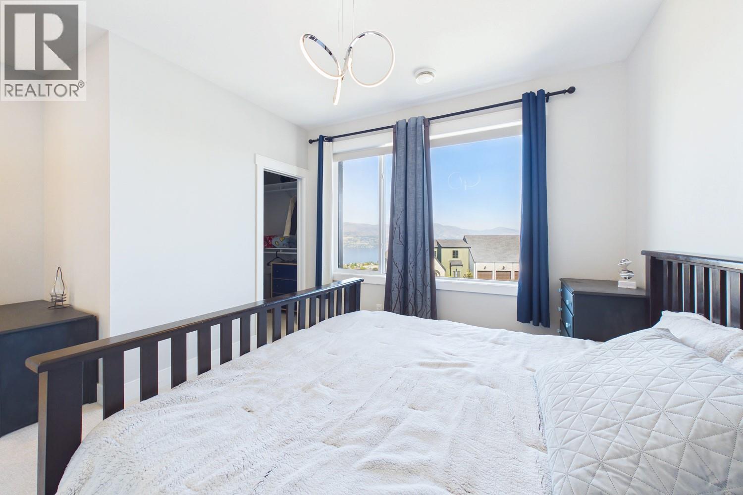 439 Redtail Court