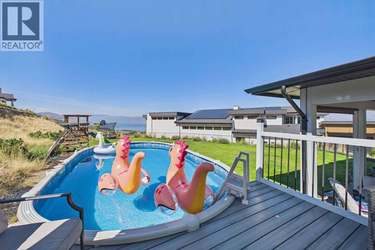 439 Redtail Court