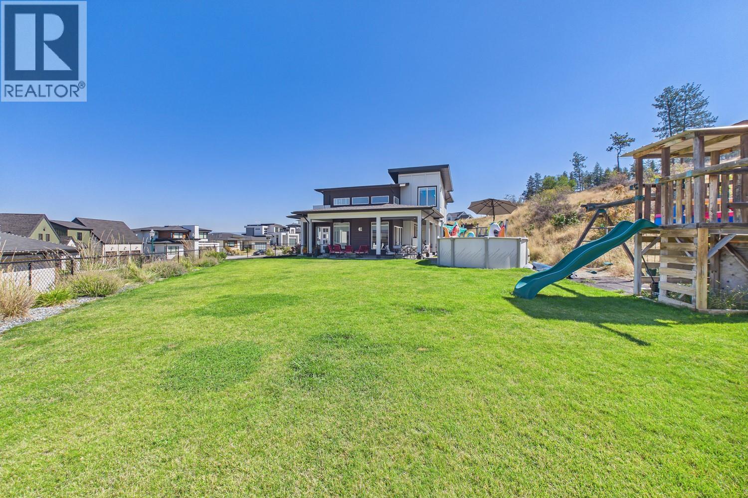 439 Redtail Court