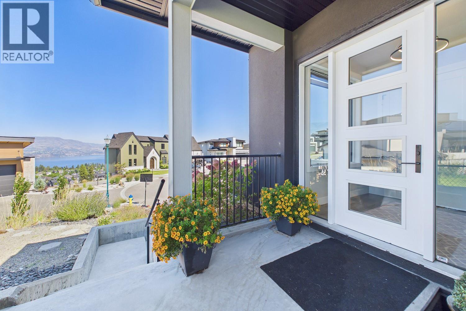 439 Redtail Court