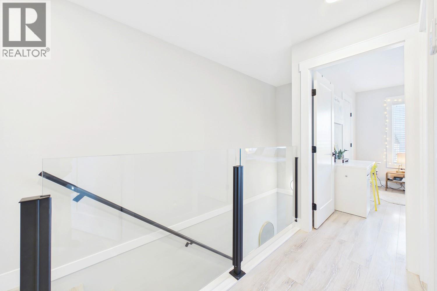 439 Redtail Court