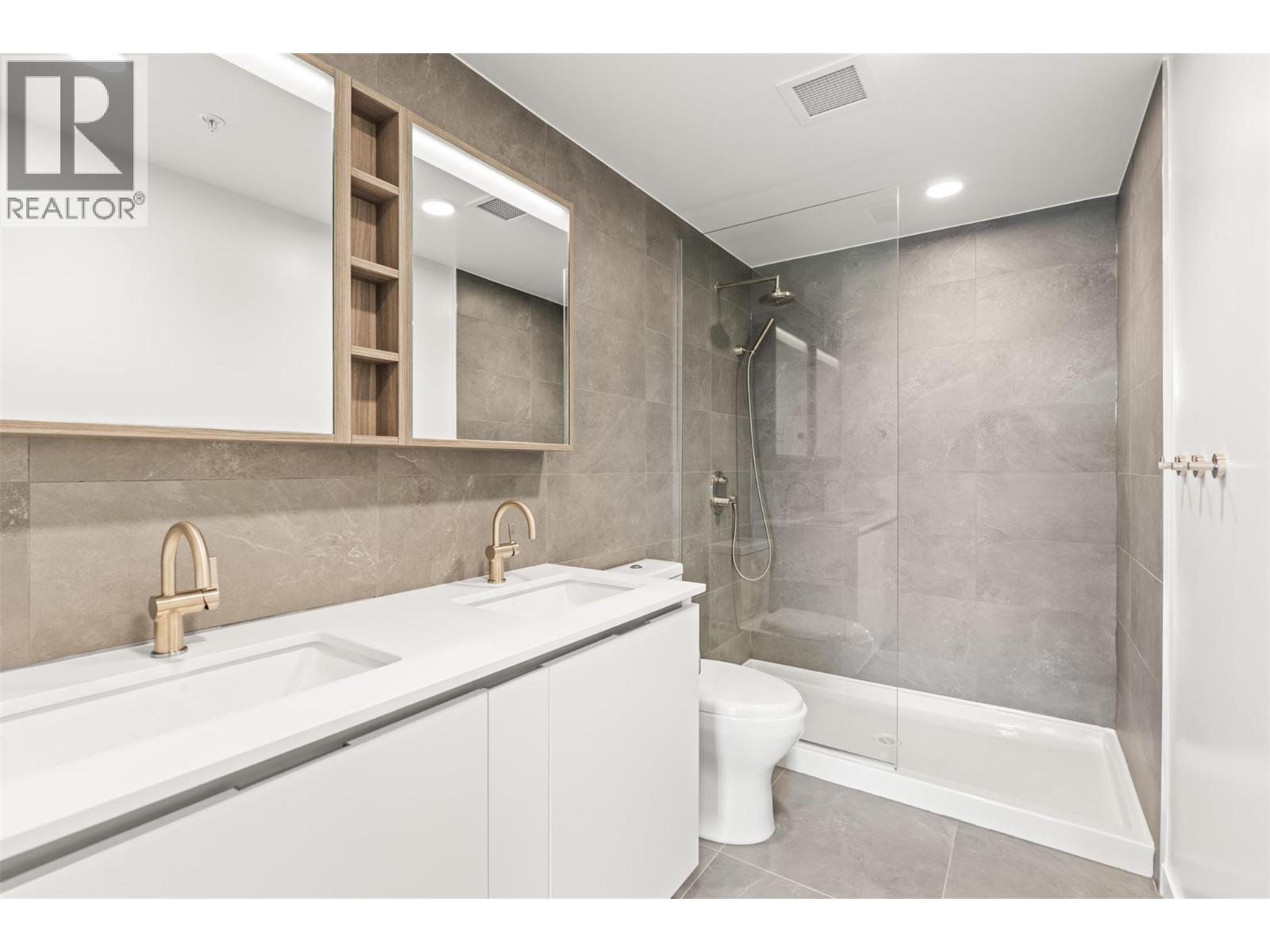 2760 Olalla Road Unit# 207