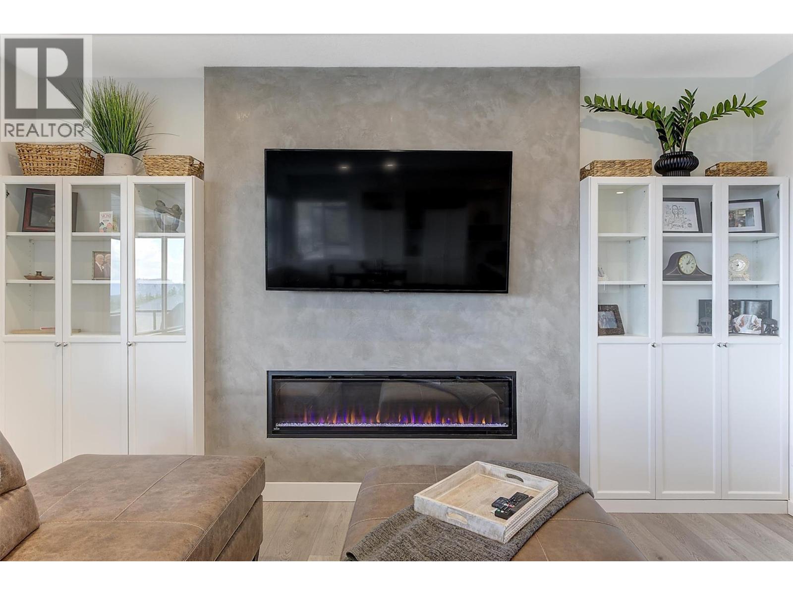 2484 Tallus Heights Lane