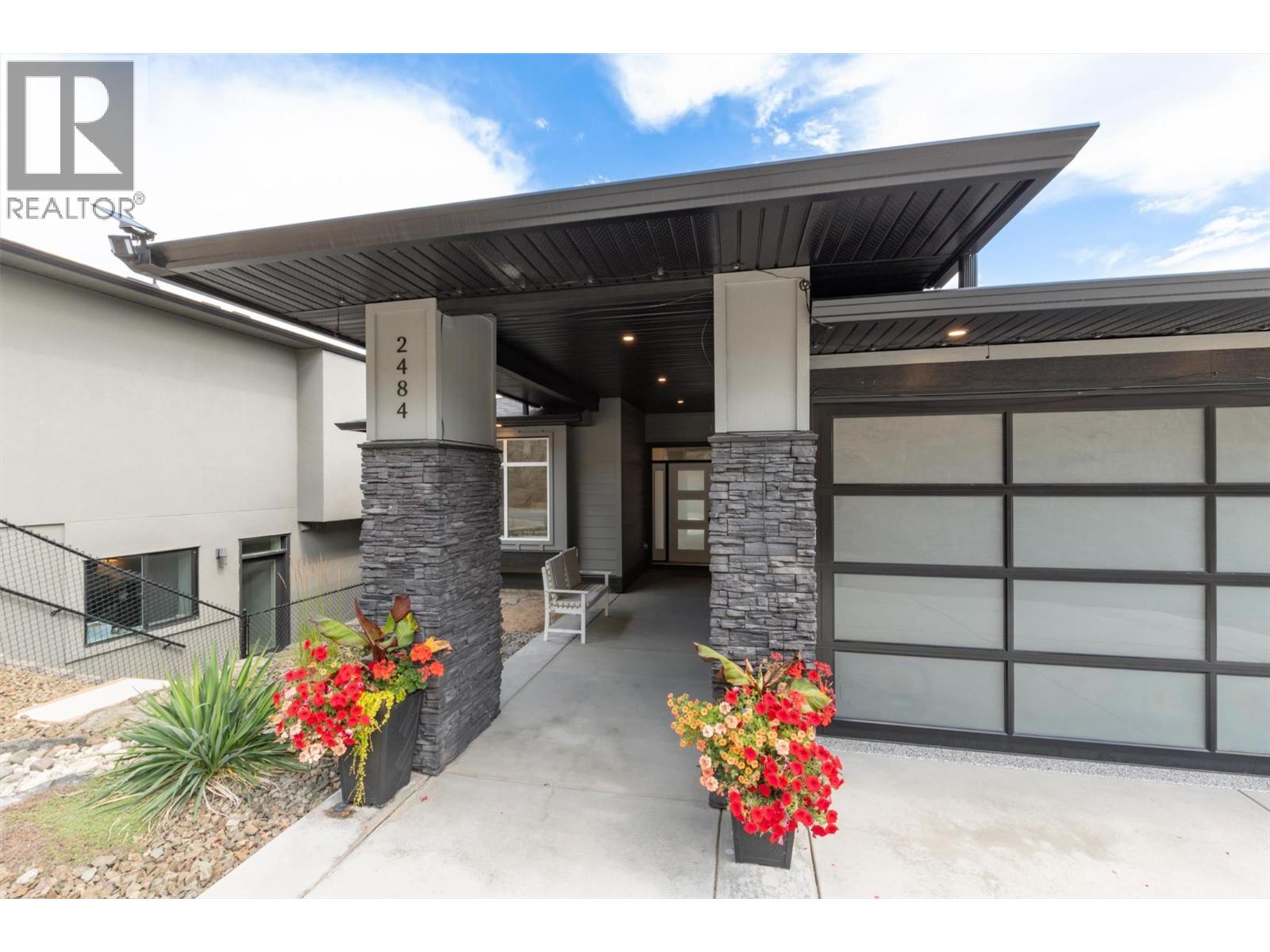 2484 Tallus Heights Lane