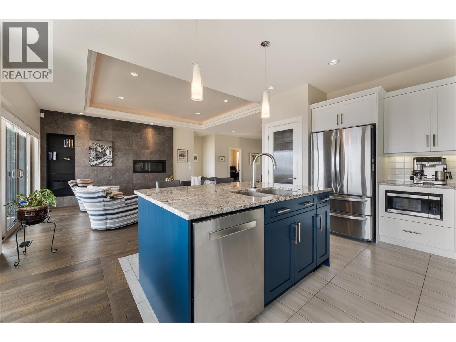 13464 Lake Hill Drive