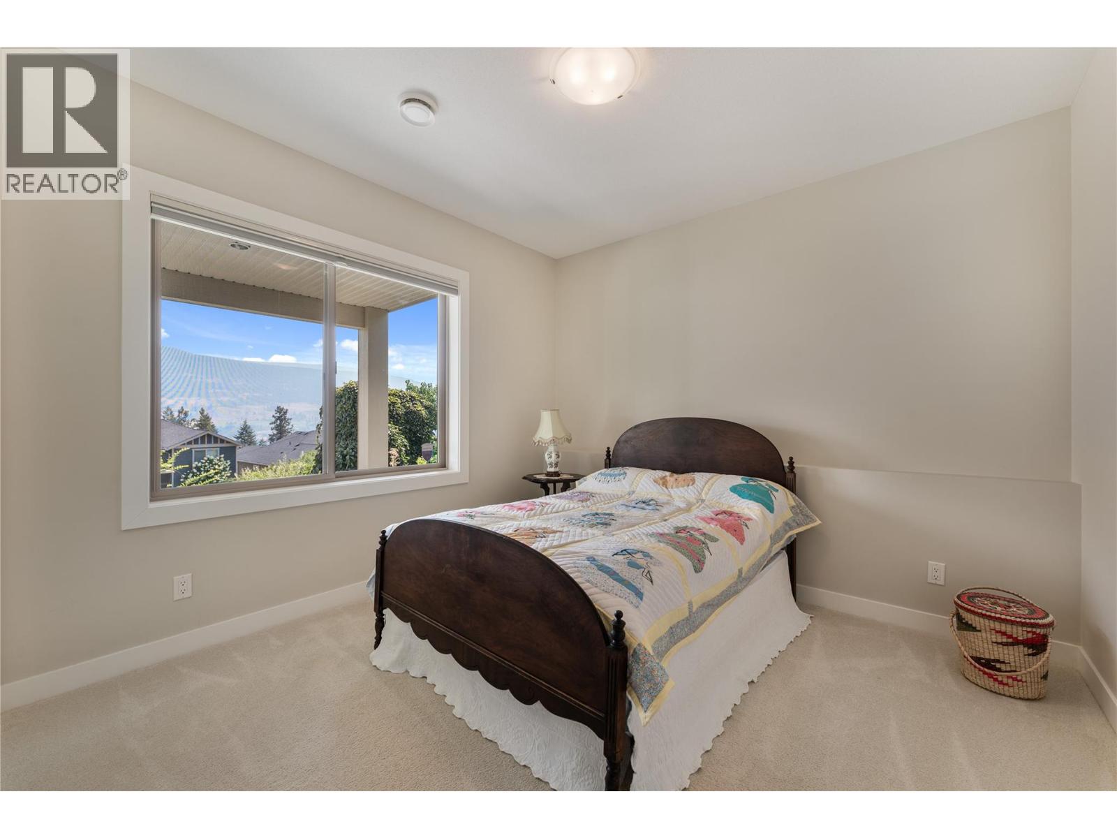 13464 Lake Hill Drive