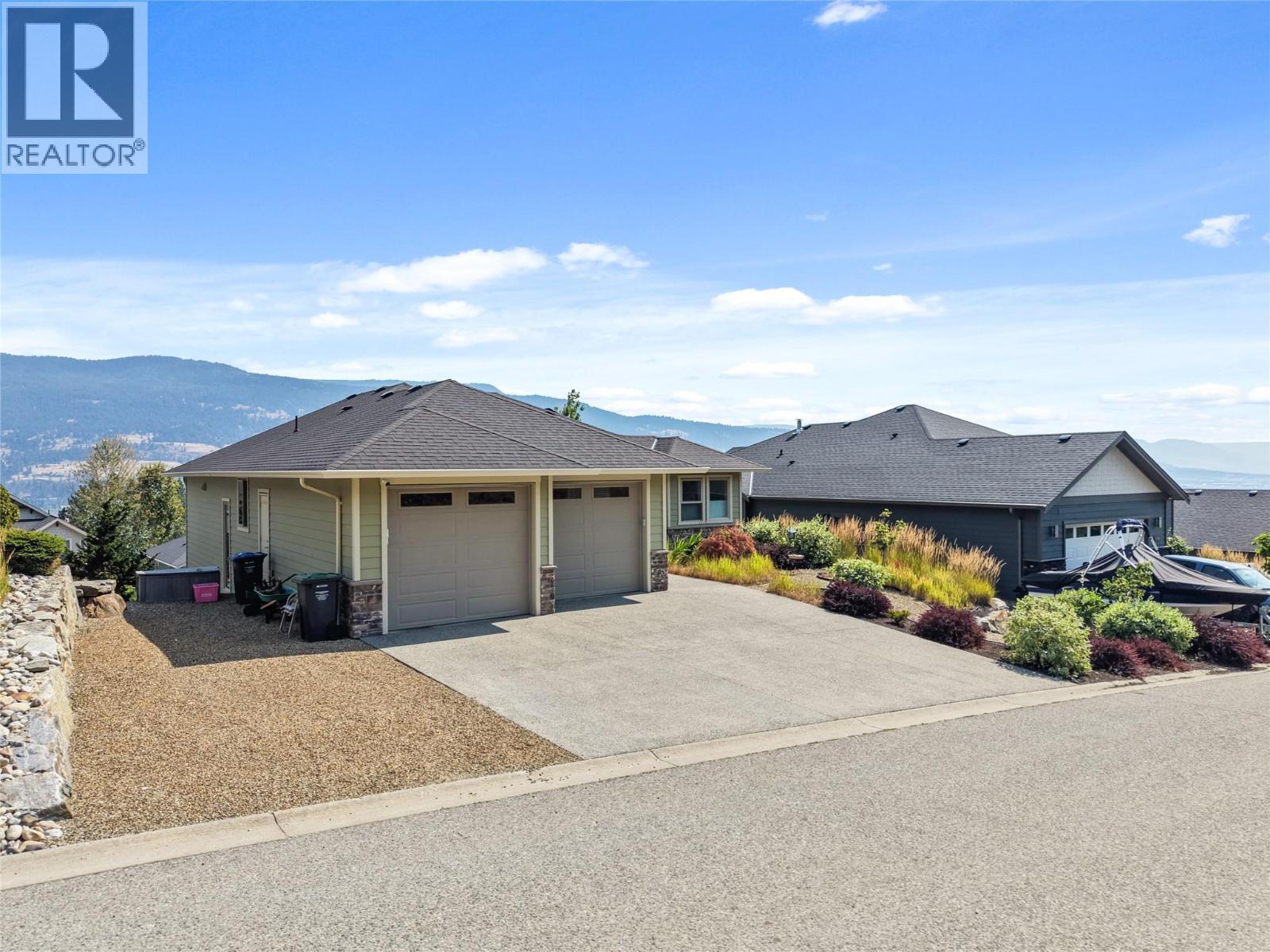 13464 Lake Hill Drive