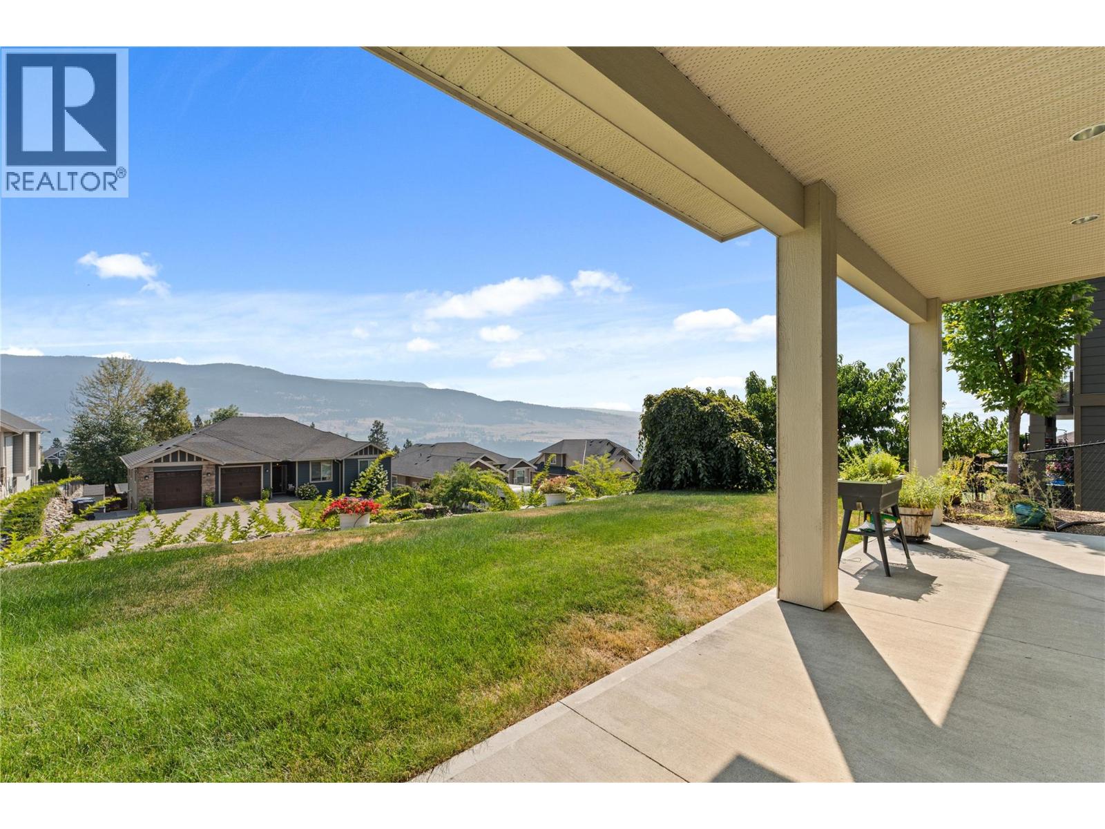 13464 Lake Hill Drive