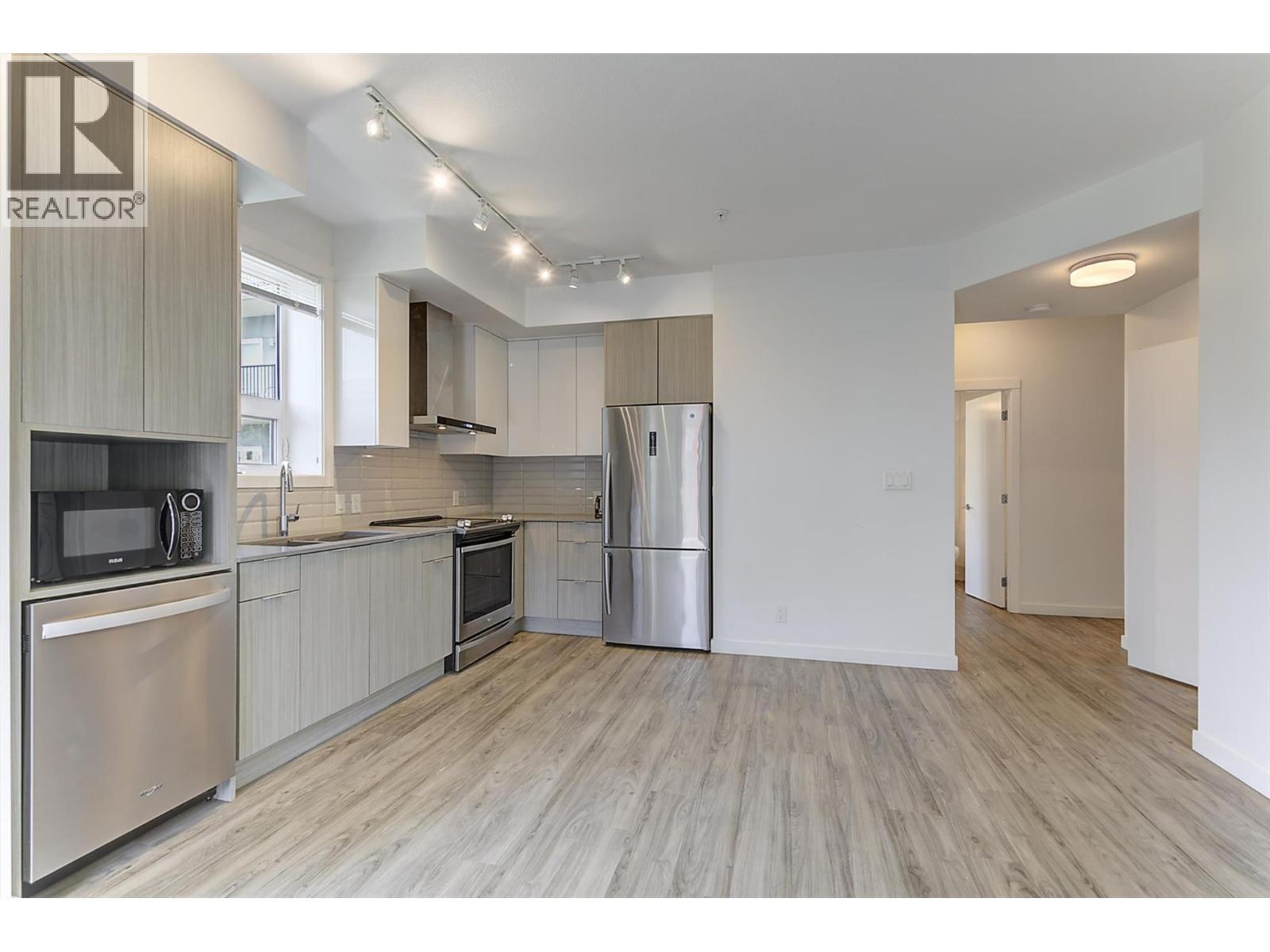 1775 Chapman Place Unit# 306
