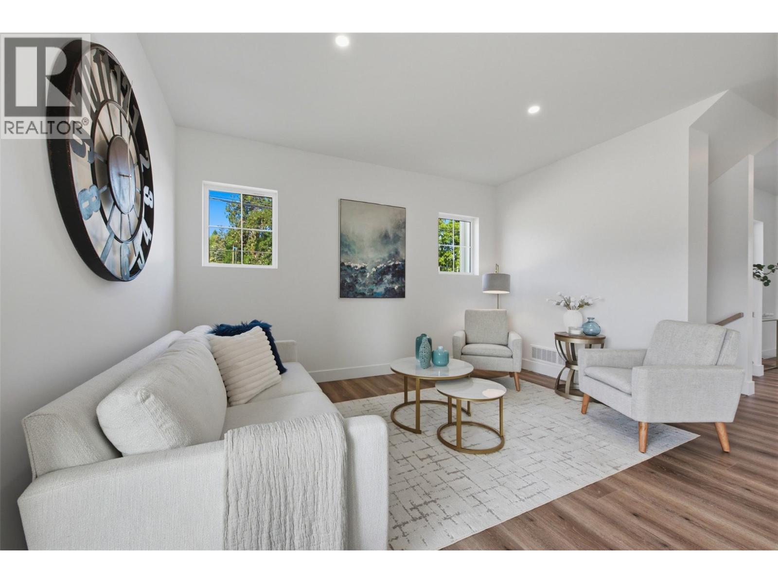 11565 Okanagan Centre Road E Unit# 8