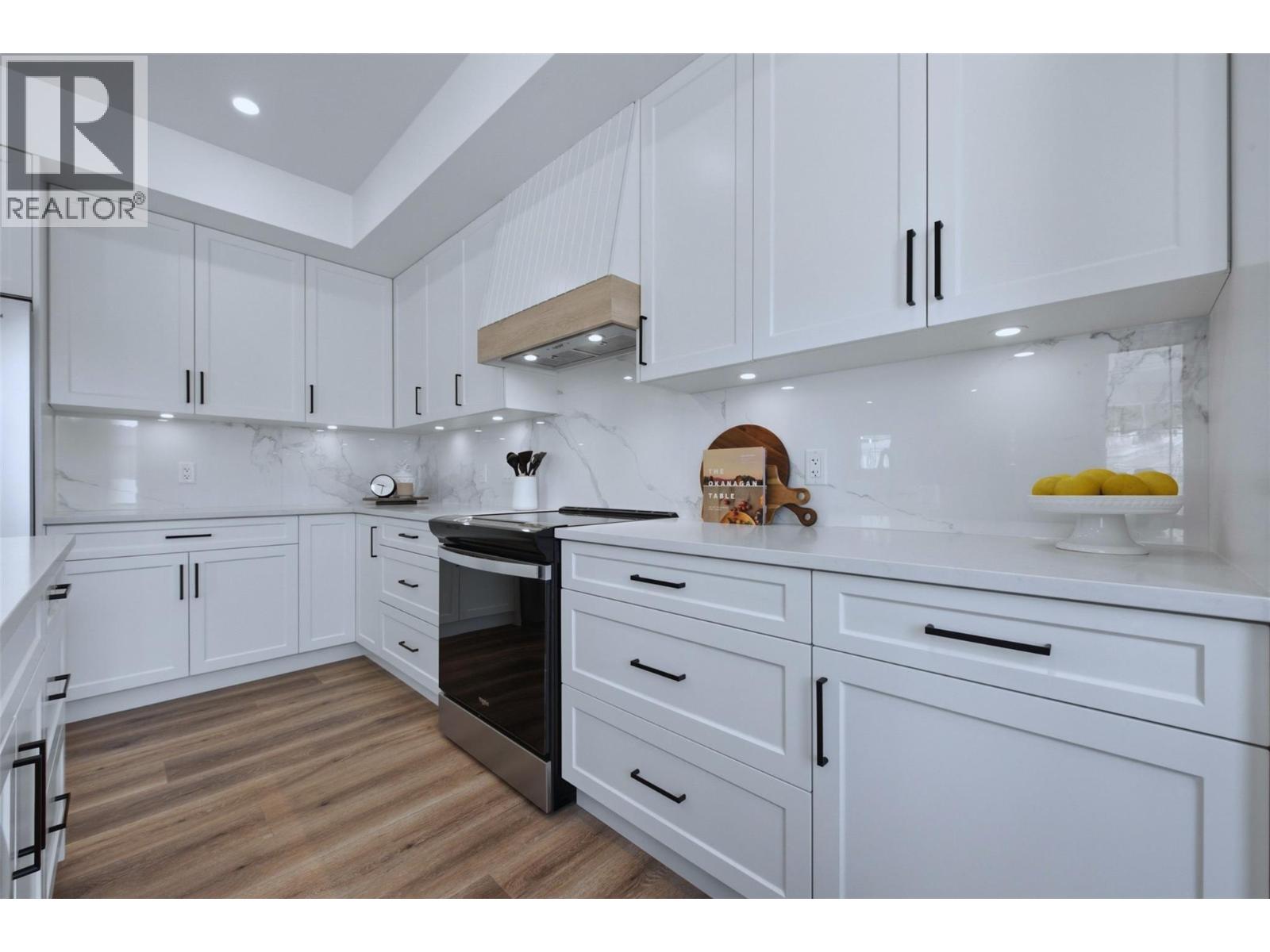 11565 Okanagan Centre Road E Unit# 8