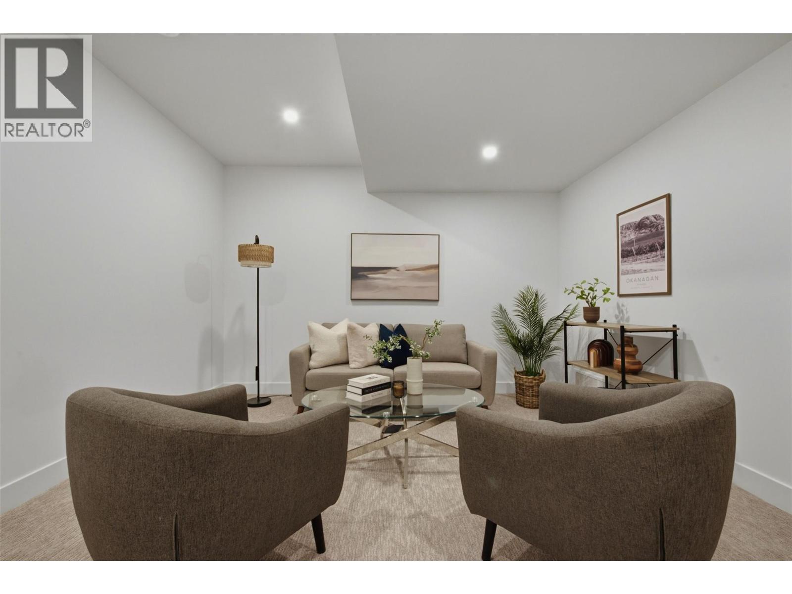 11565 Okanagan Centre Road E Unit# 8