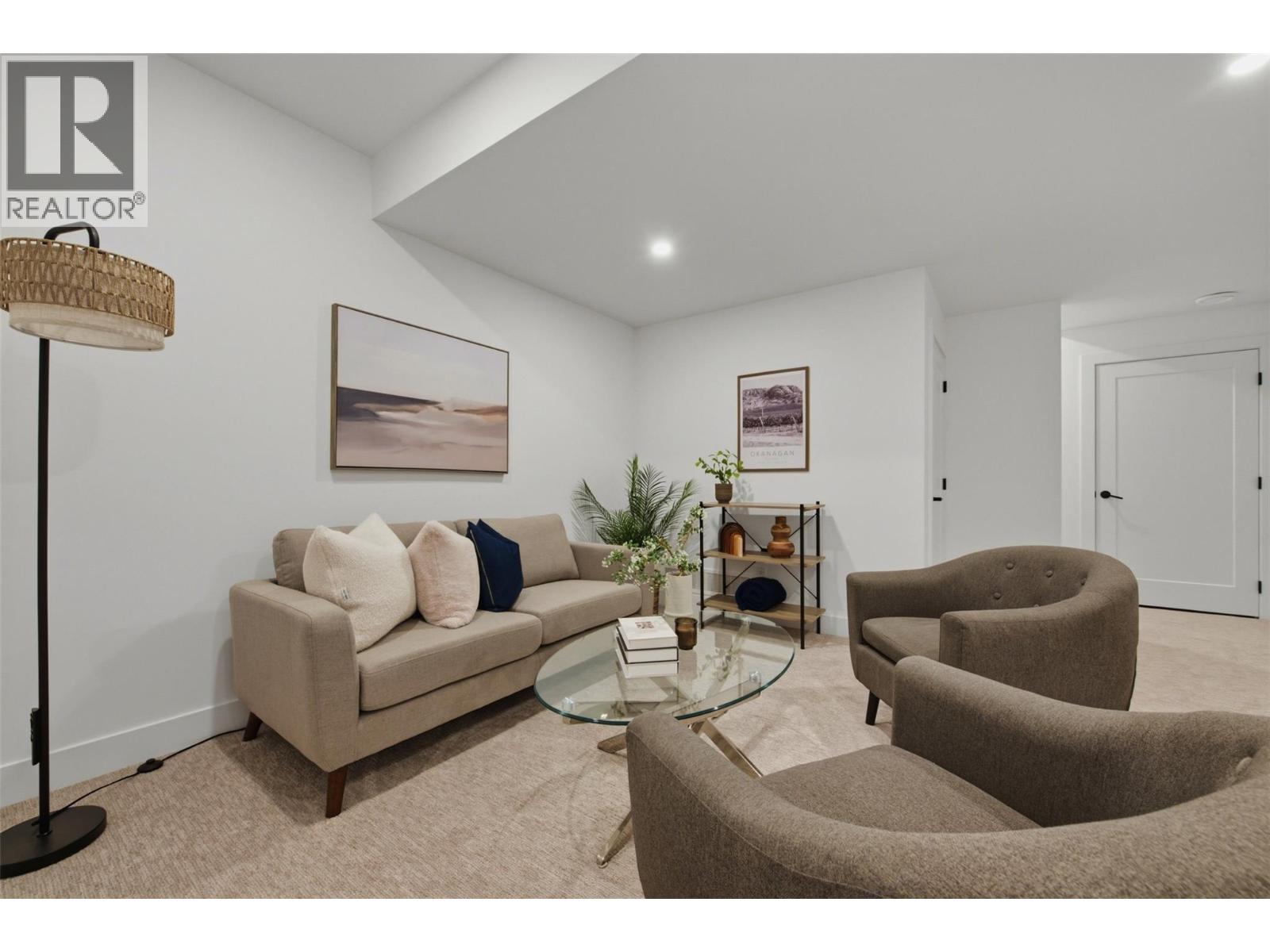 11565 Okanagan Centre Road E Unit# 8