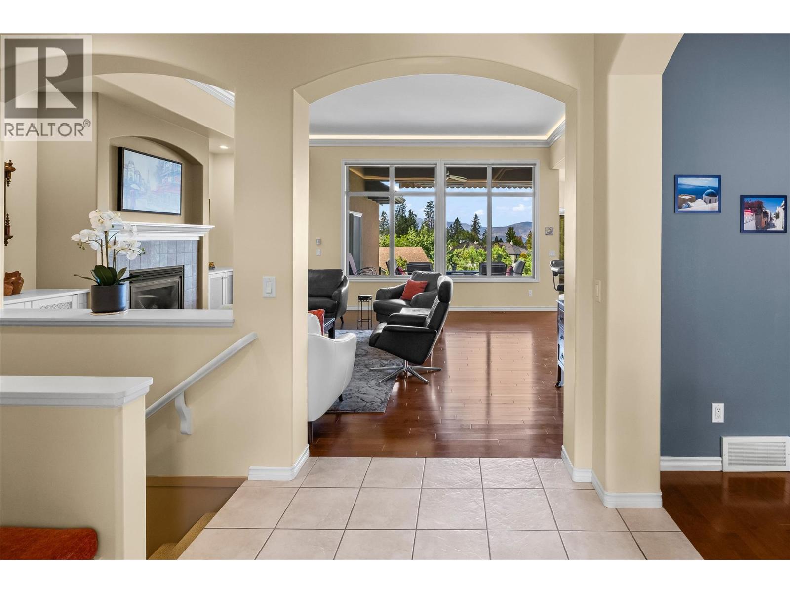 4100 Gallaghers Parkland Unit# 2