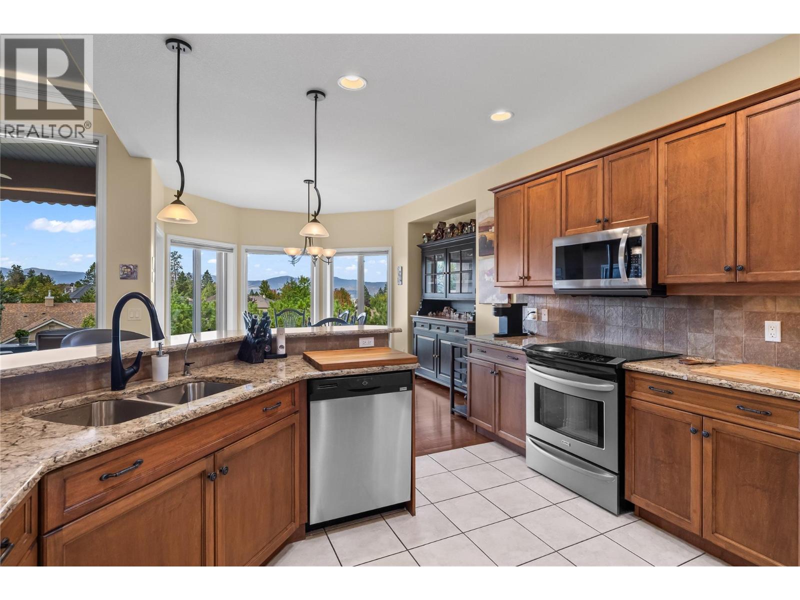 4100 Gallaghers Parkland Unit# 2