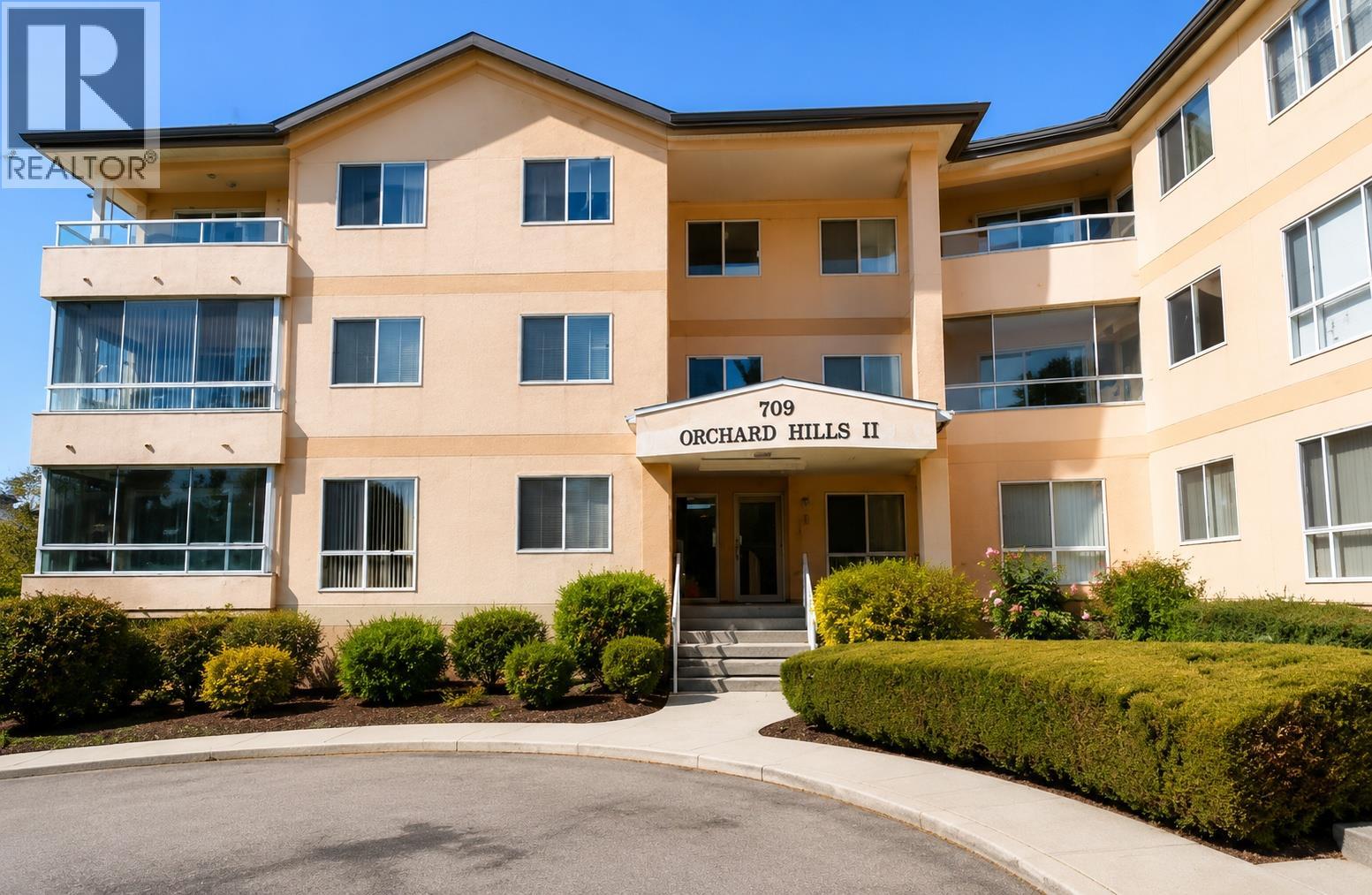 709 Houghton Road Unit# 114