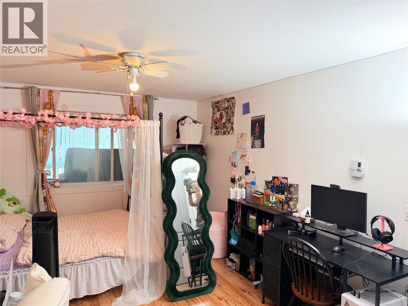 709 Houghton Road Unit# 114