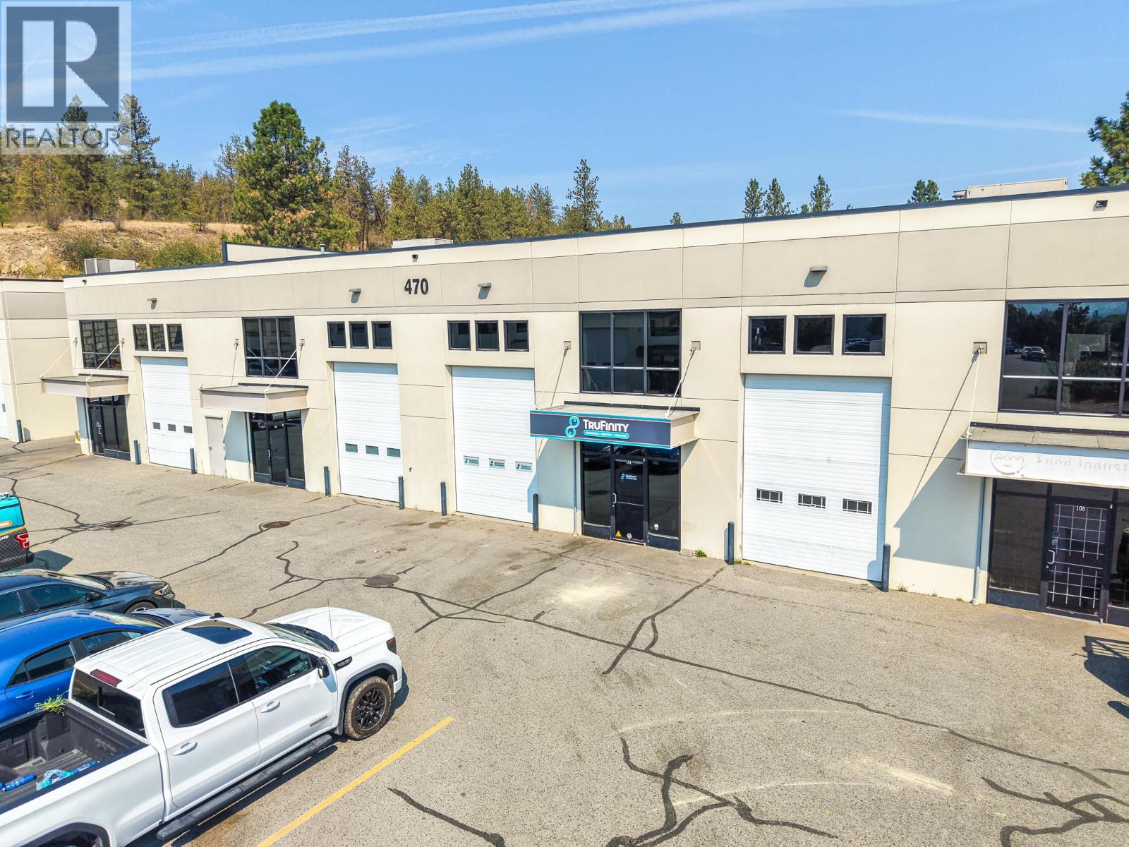 470 Neave Court Unit# 104