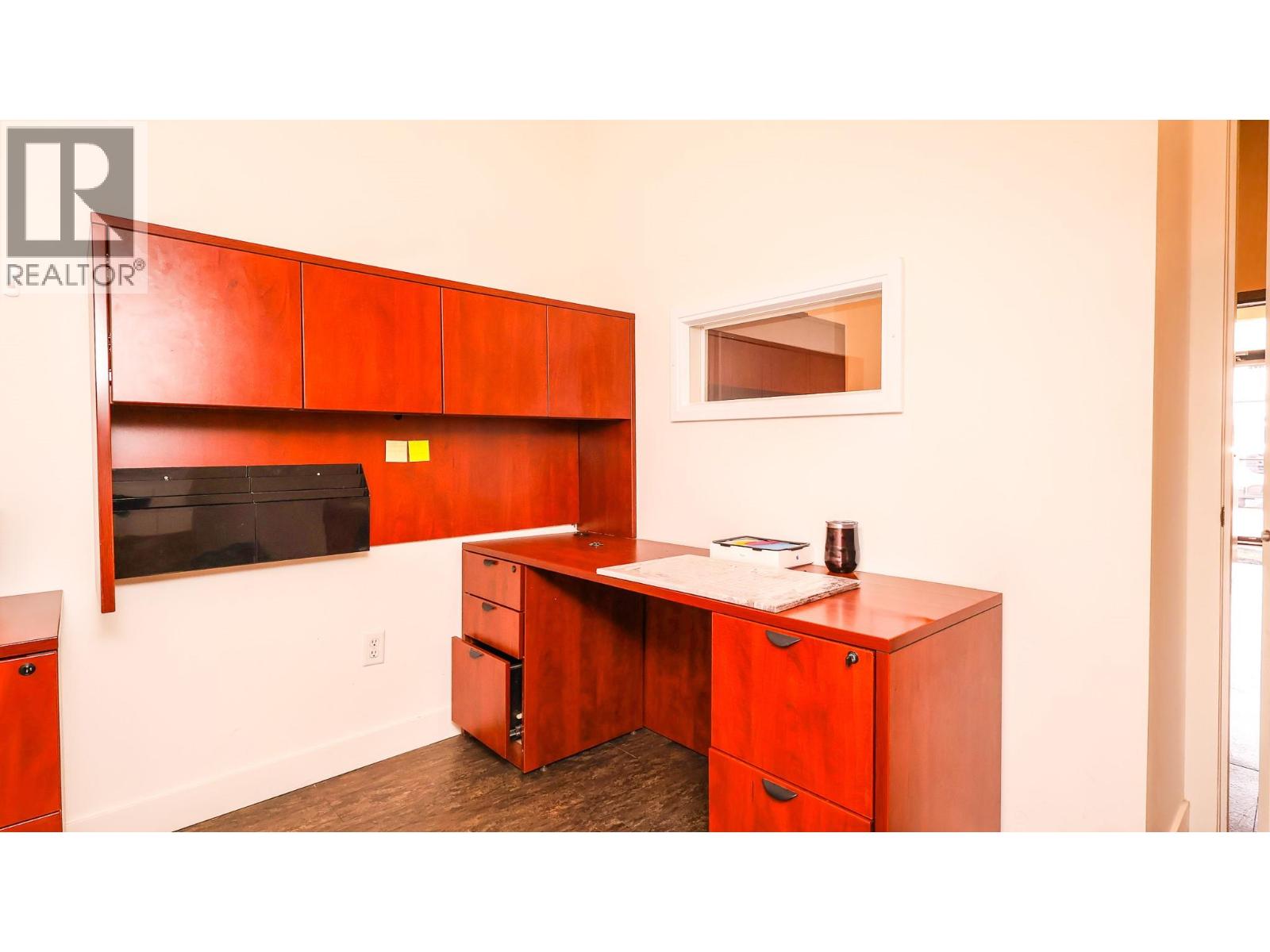 470 Neave Court Unit# 104