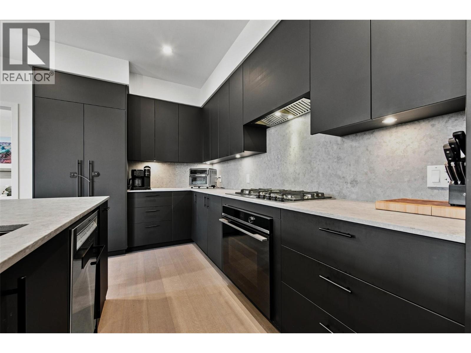 9652 Benchland Drive Unit# 307