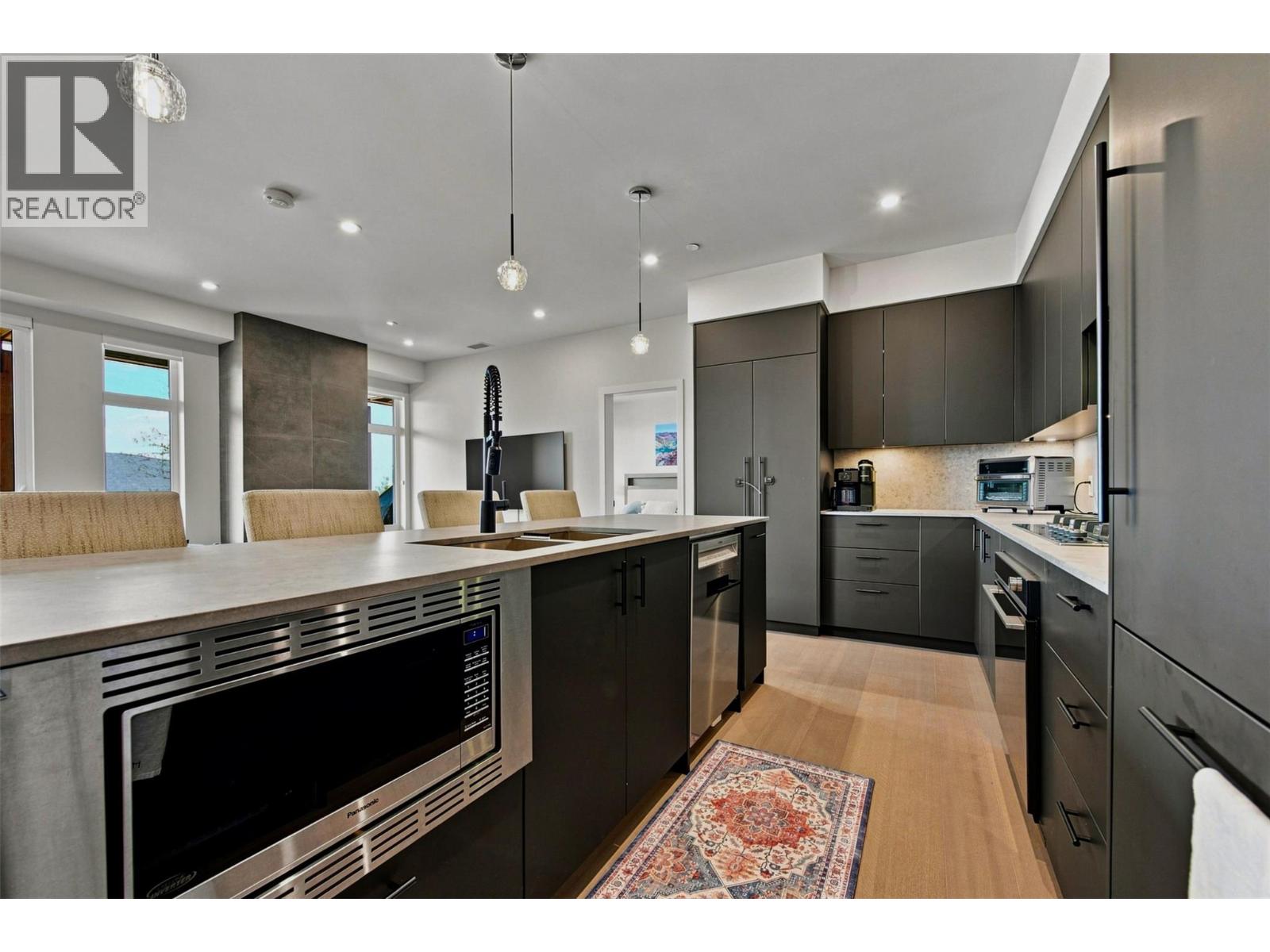 9652 Benchland Drive Unit# 307