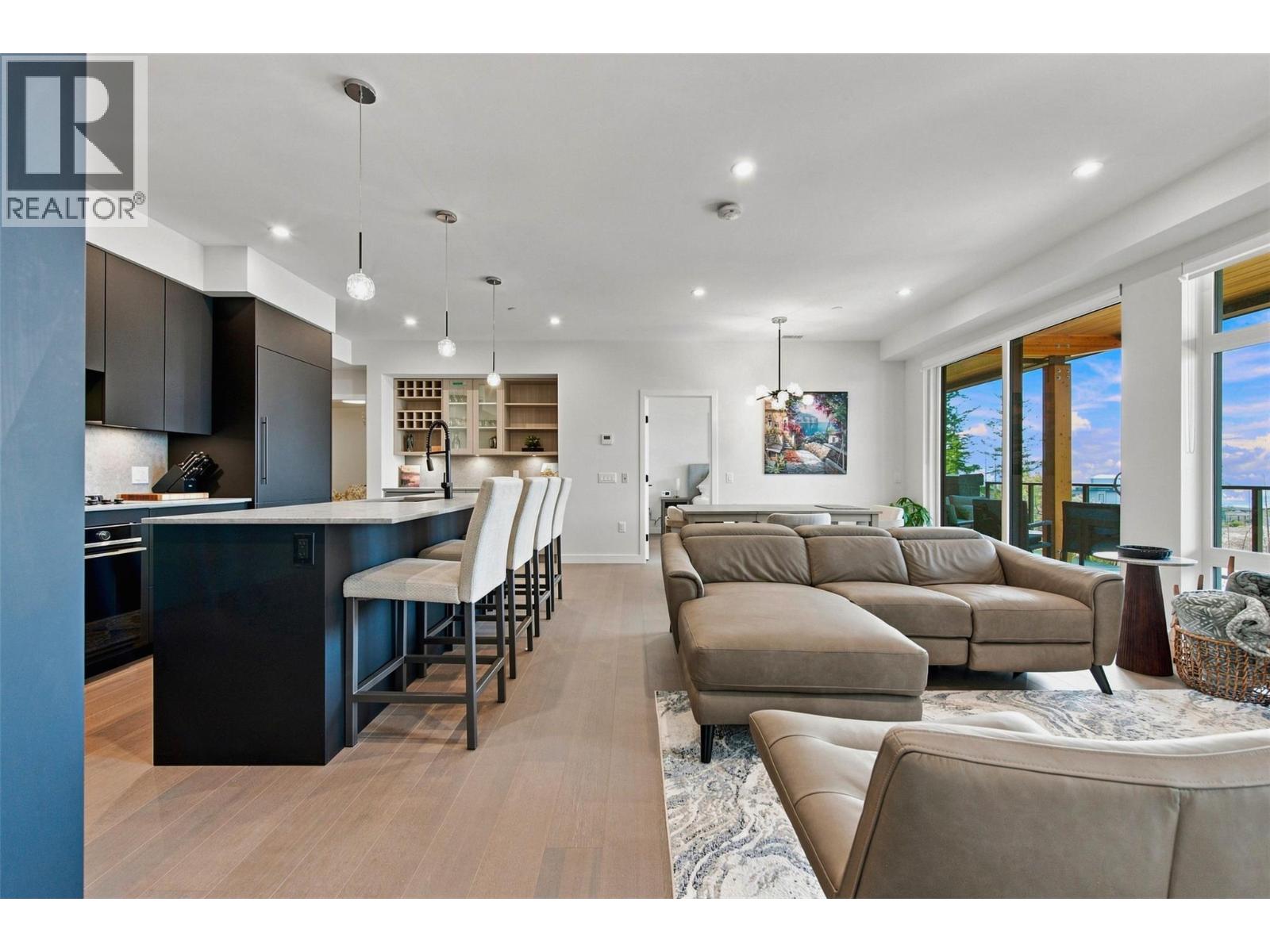 9652 Benchland Drive Unit# 307