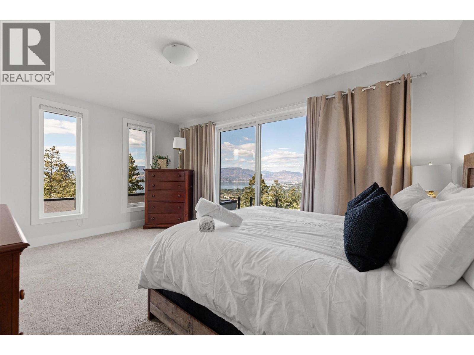 980 Ledgeview Court