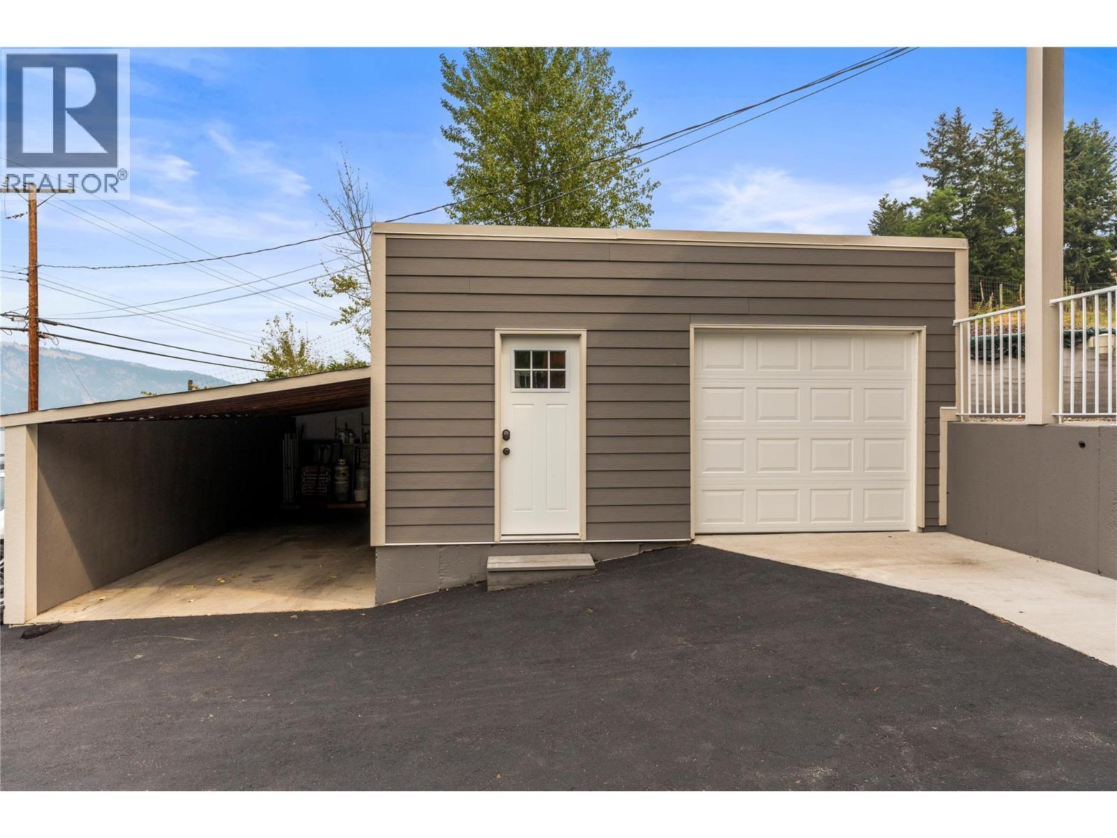 14487 Oyama Road