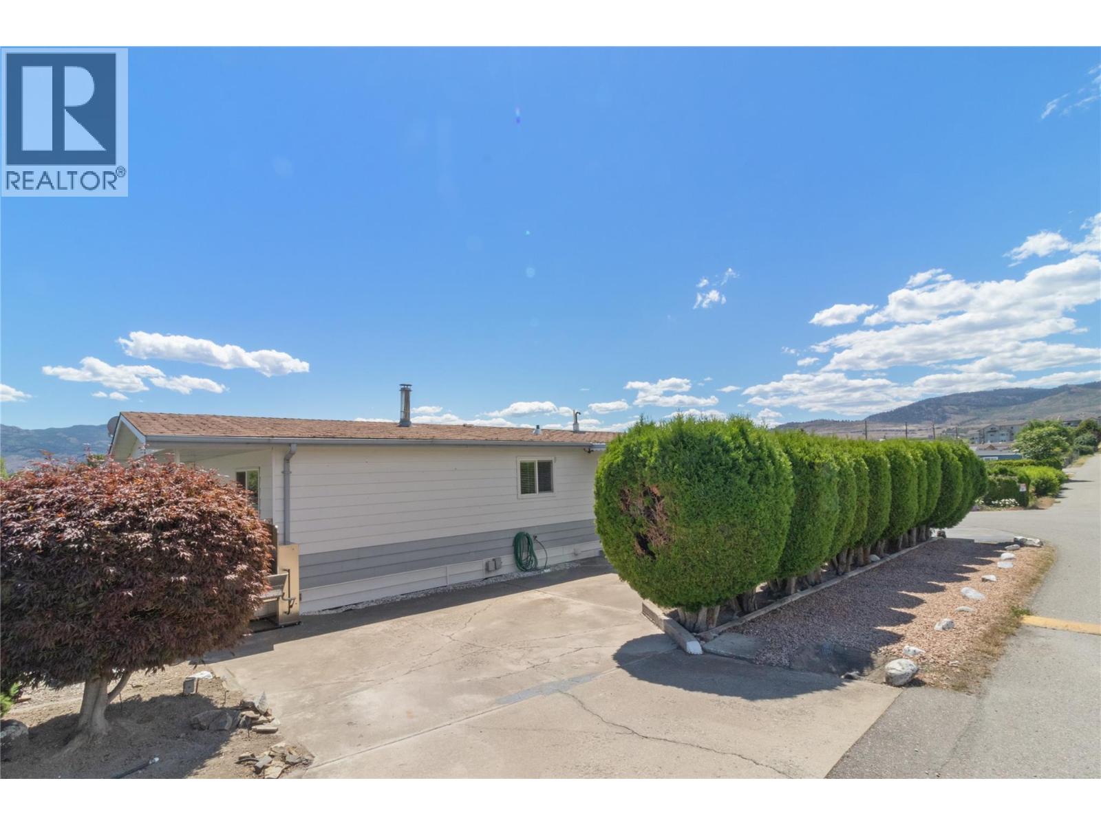 2098 Boucherie Road Unit# 44