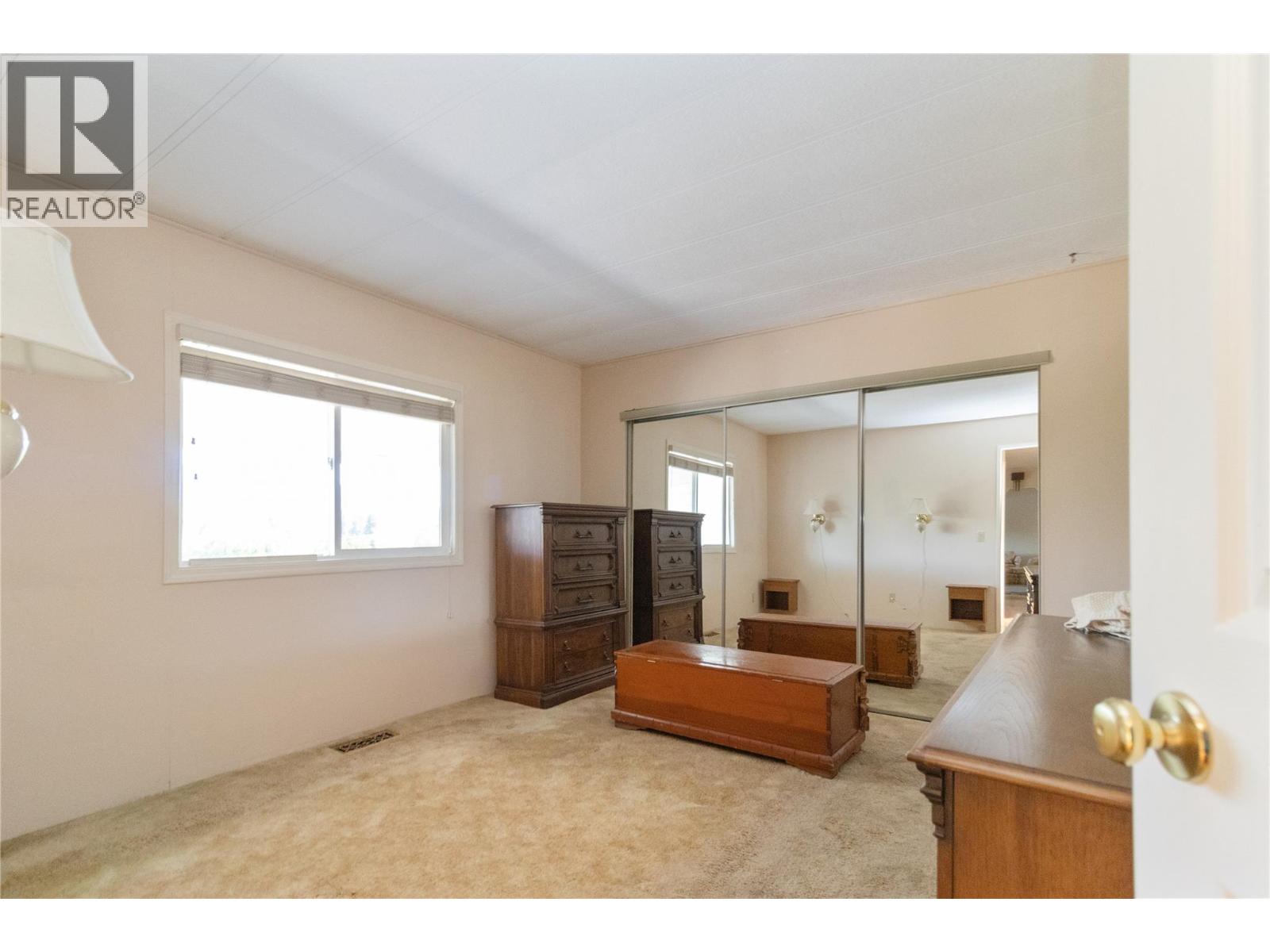 2098 Boucherie Road Unit# 44