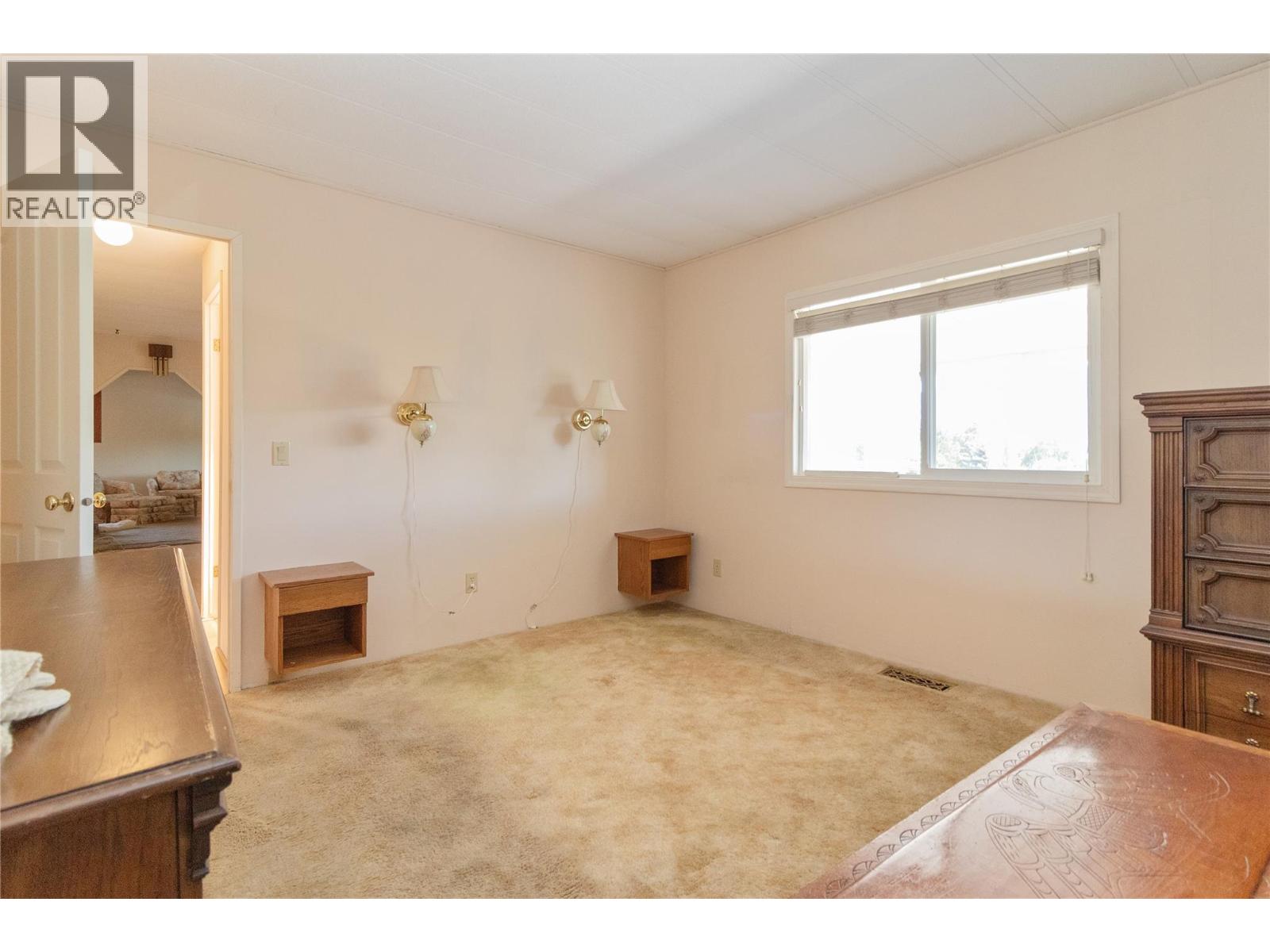 2098 Boucherie Road Unit# 44