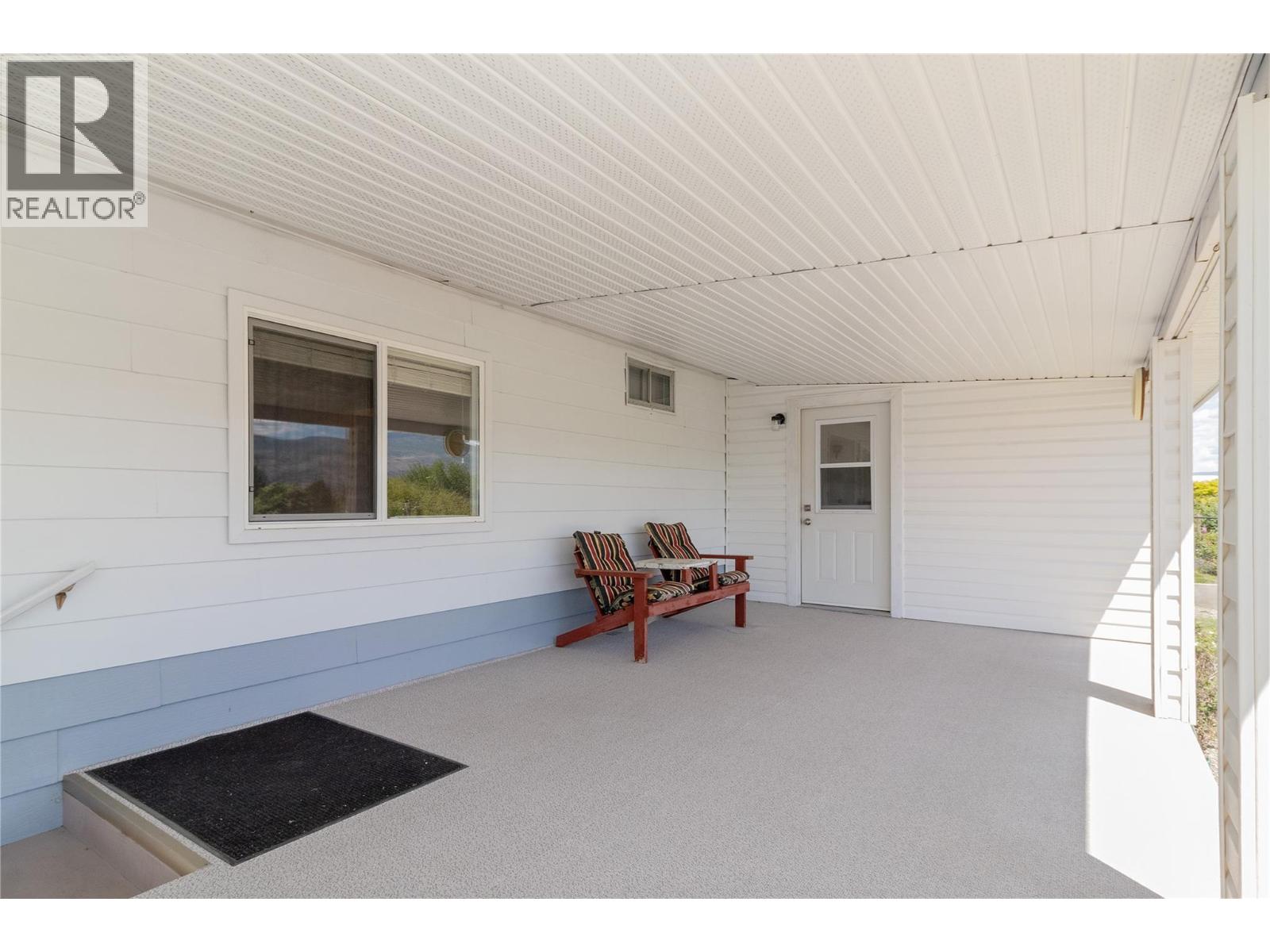 2098 Boucherie Road Unit# 44