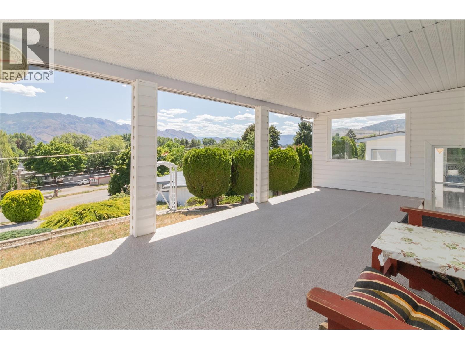 2098 Boucherie Road Unit# 44