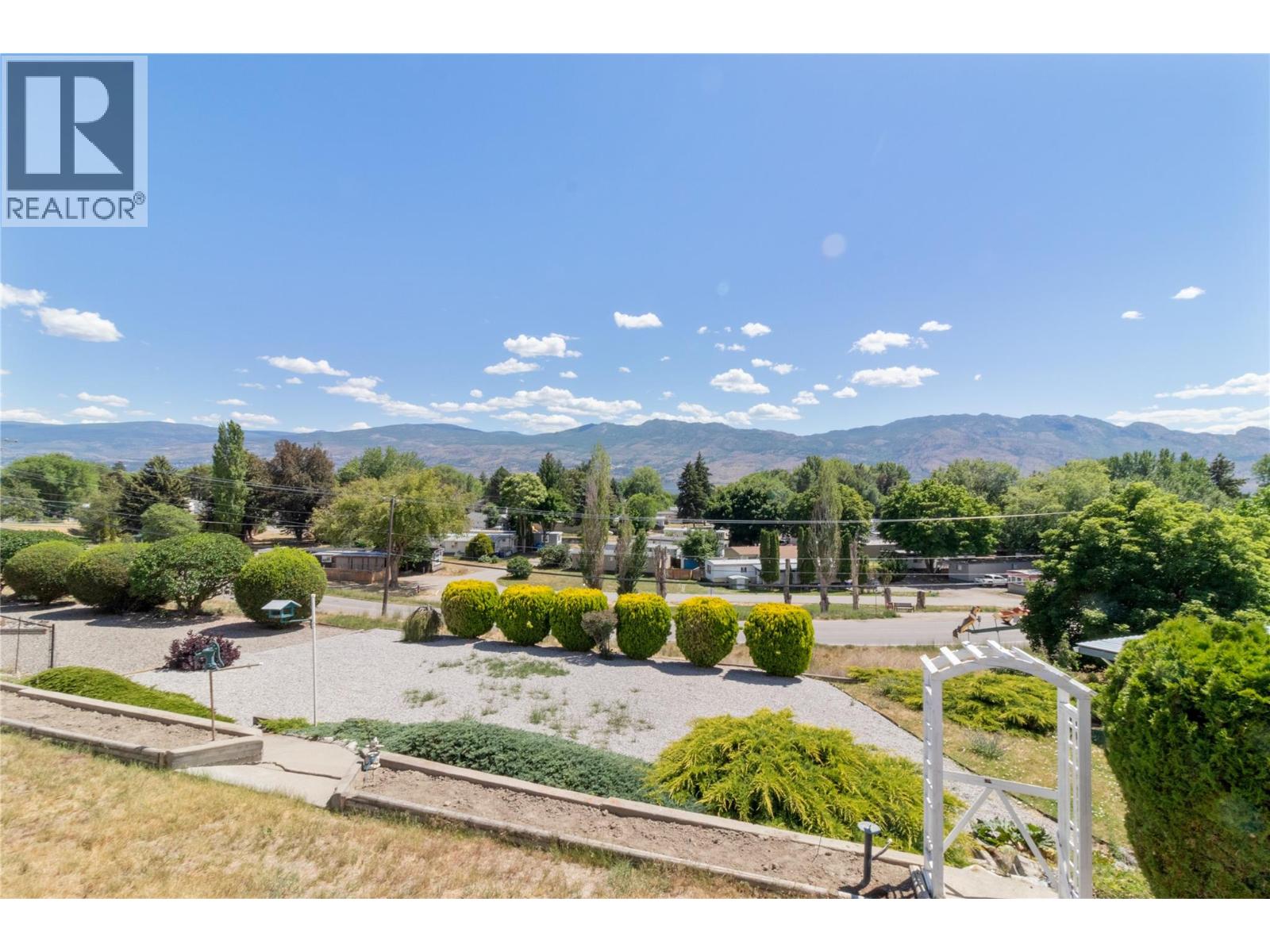 2098 Boucherie Road Unit# 44