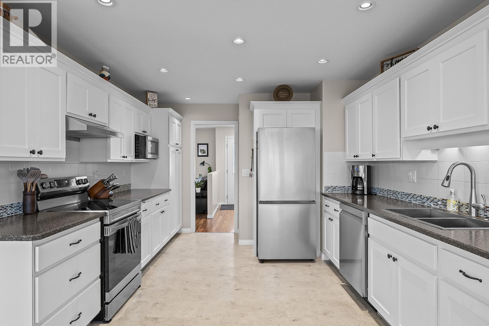 735 Nahanni Place