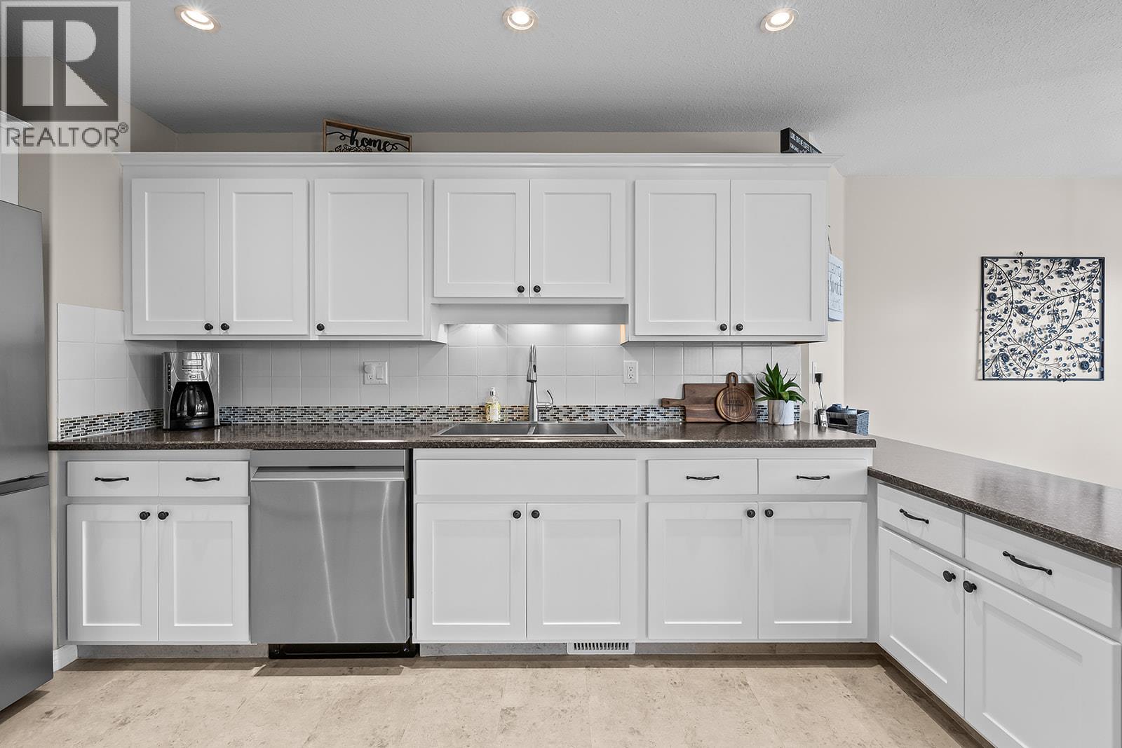 735 Nahanni Place