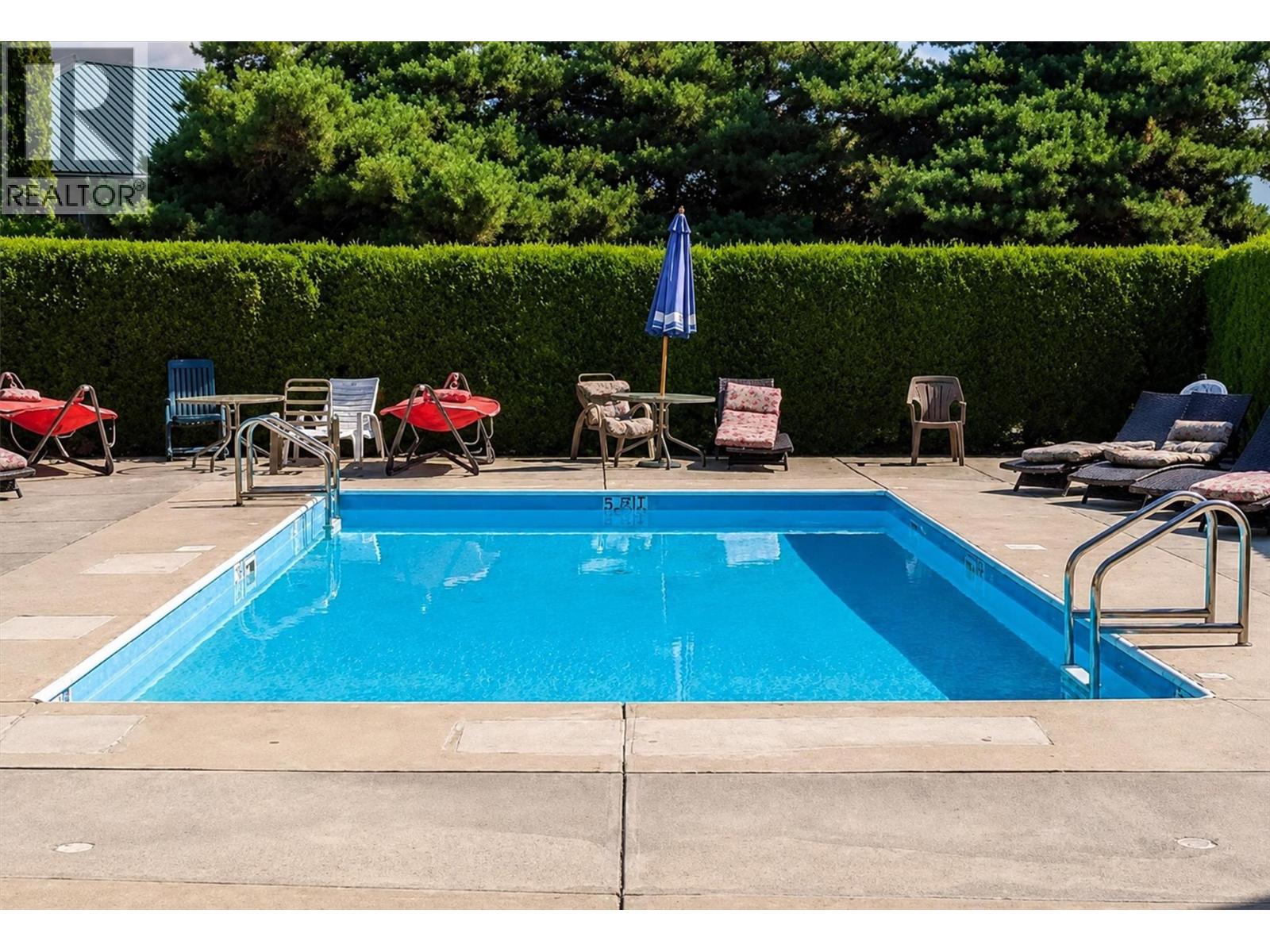 3842 Gordon Drive Unit# 216