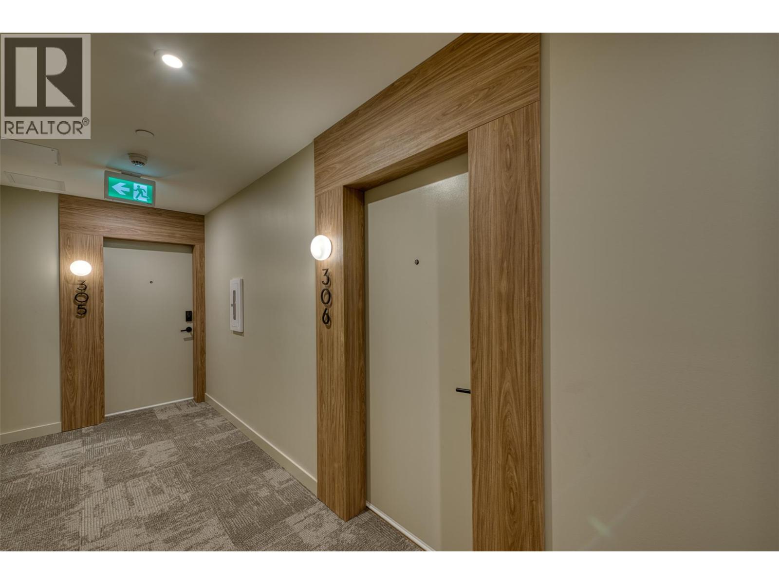 9652 Benchland Drive Unit# 306