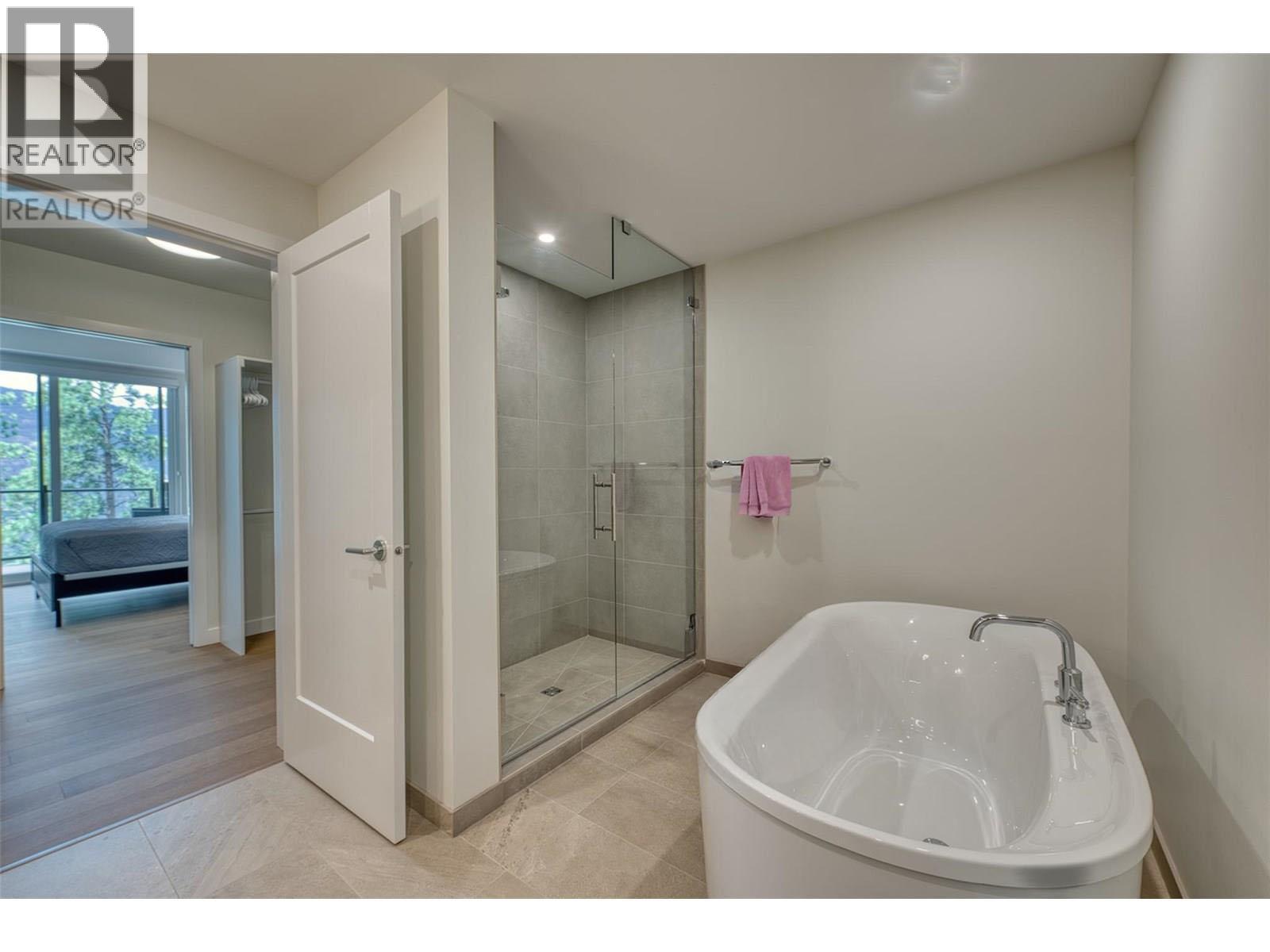 9652 Benchland Drive Unit# 306