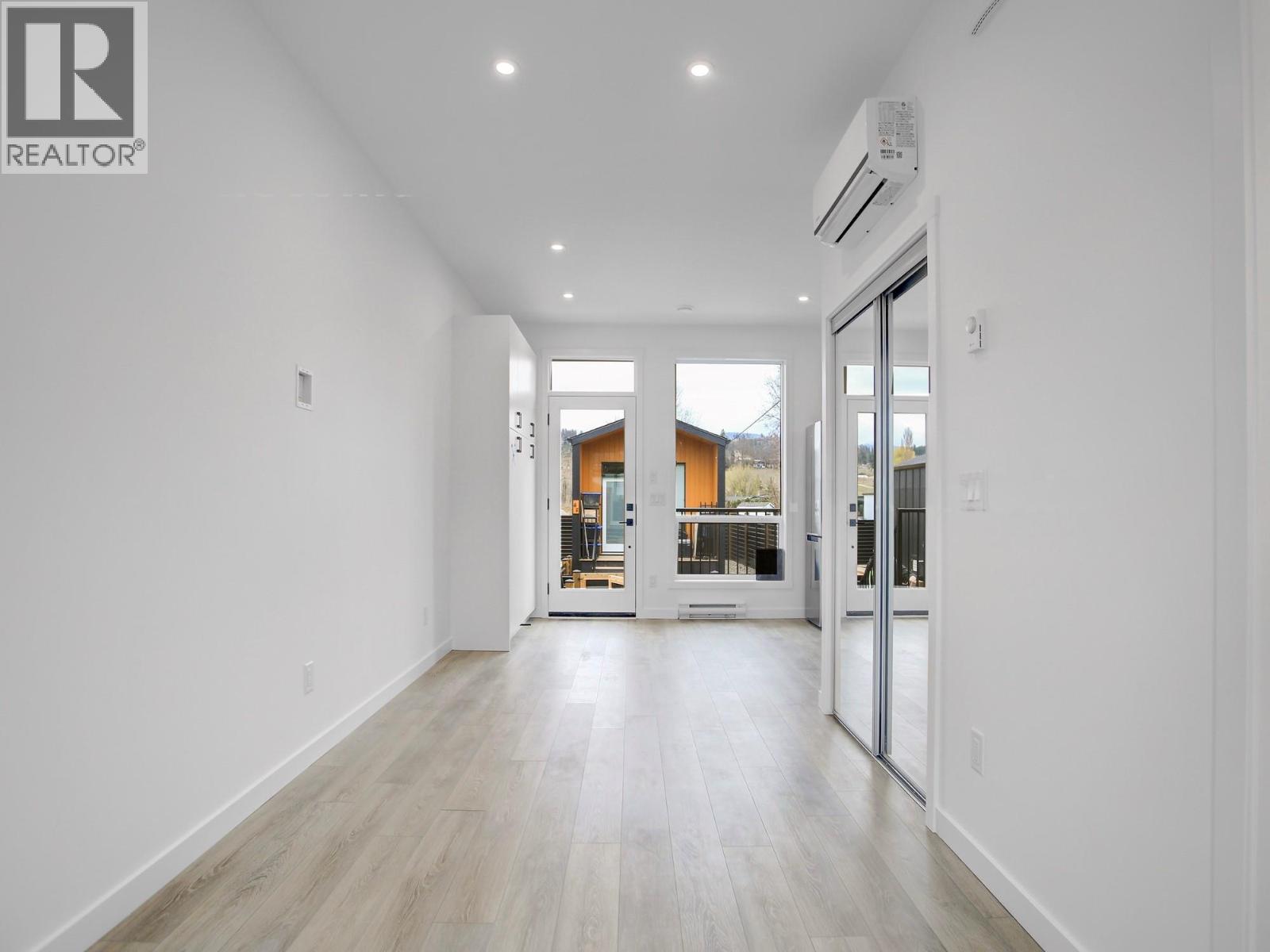 8900 Jim Bailey Road Unit# 2A