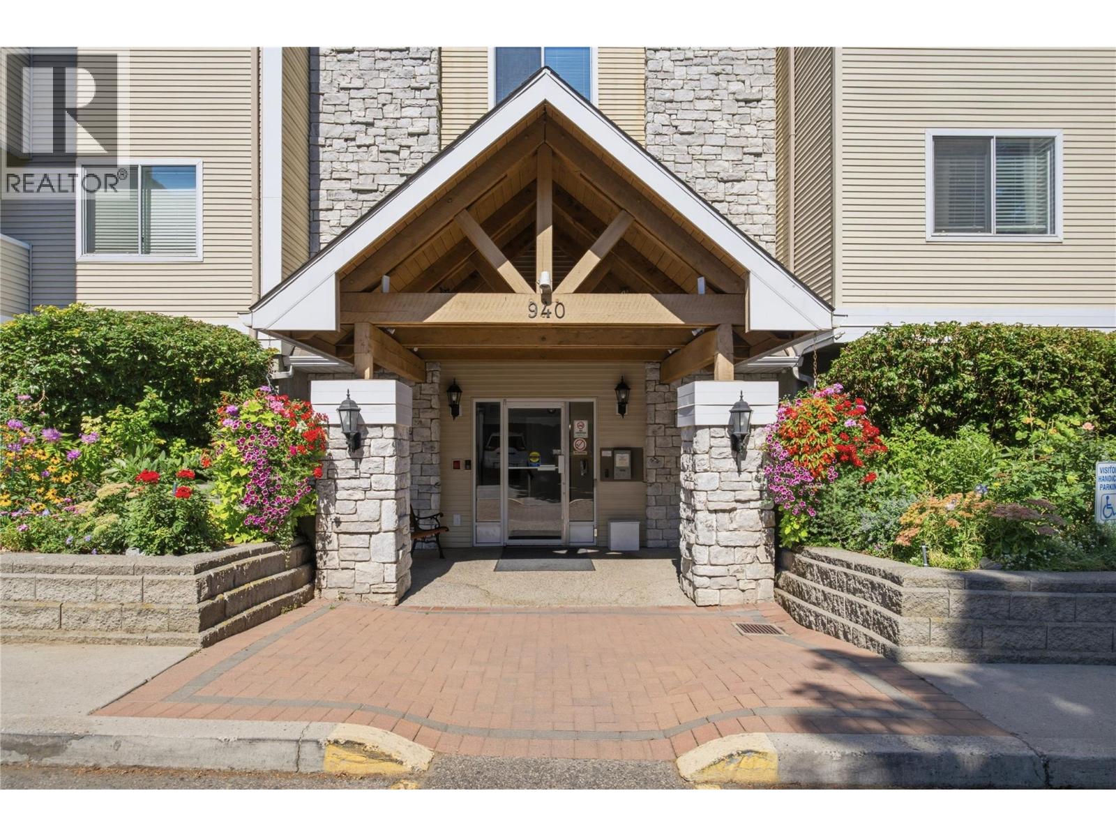 940 Glenwood Avenue Unit# 212